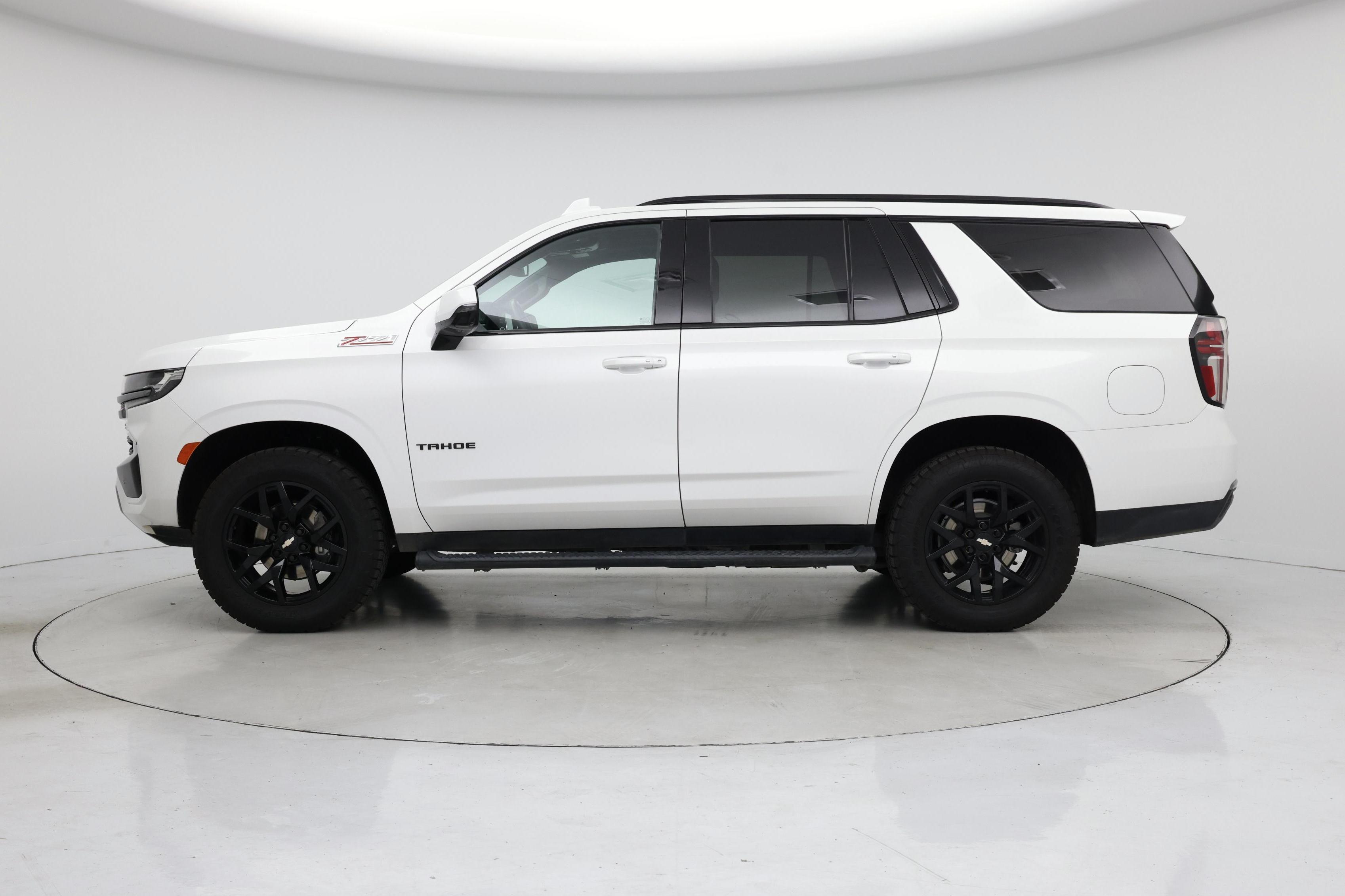 Thumbnail: 2022 Chevrolet Tahoe - 3