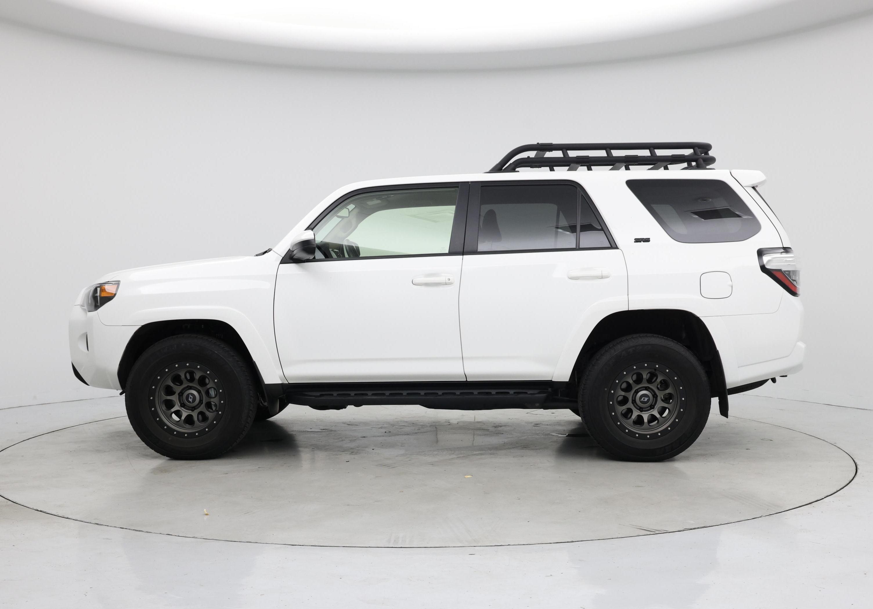 Thumbnail: 2023 Toyota 4Runner - 3
