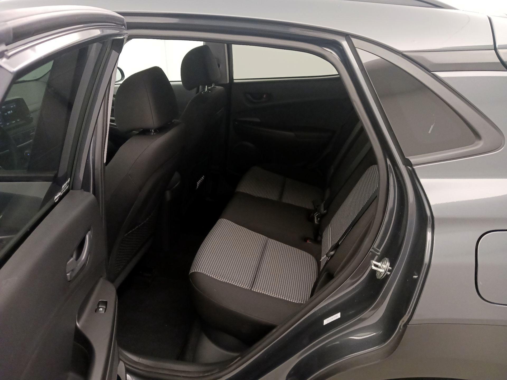 Thumbnail: 2020 Hyundai Kona - 19