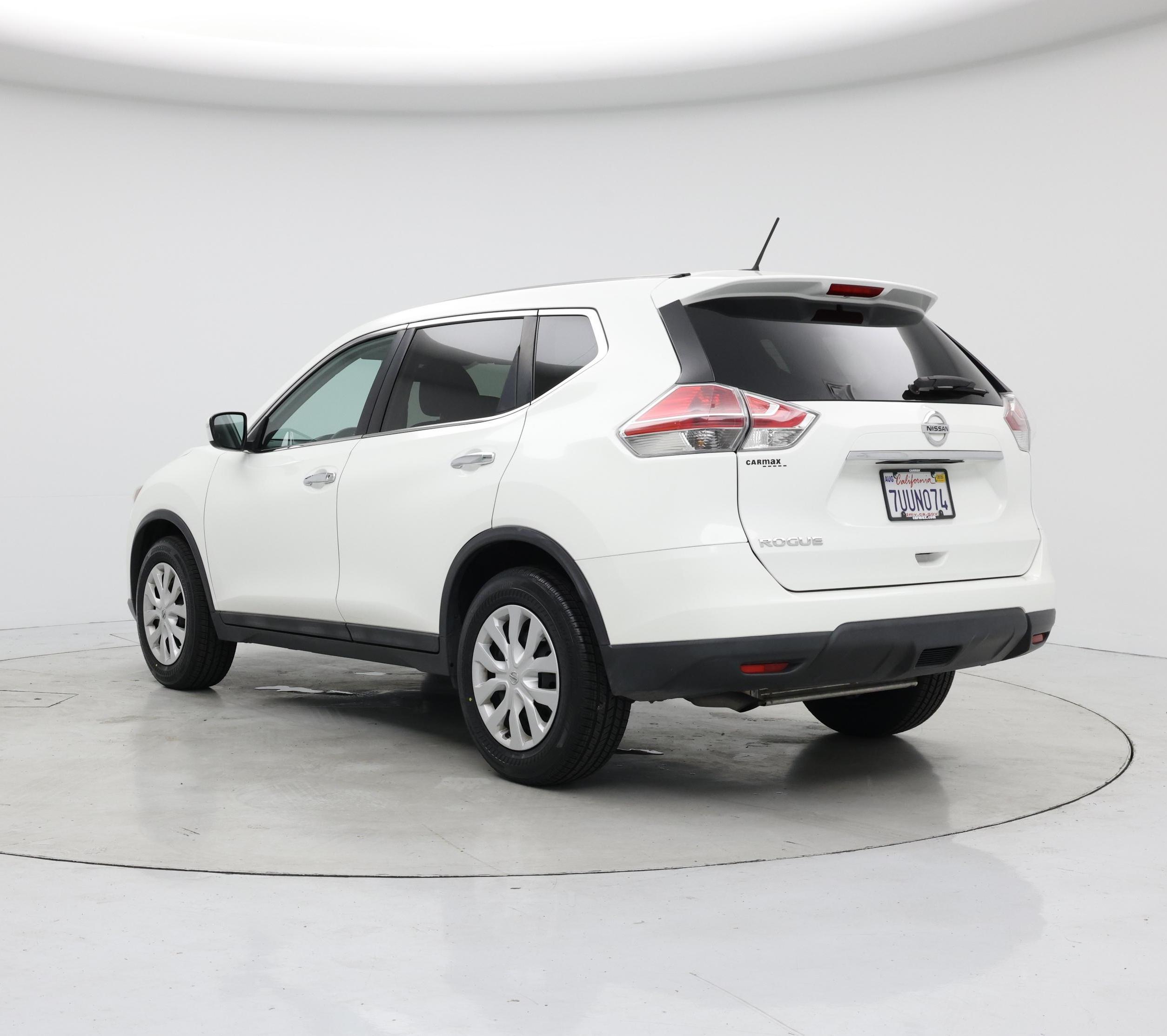 Thumbnail: 2015 Nissan Rogue - 2