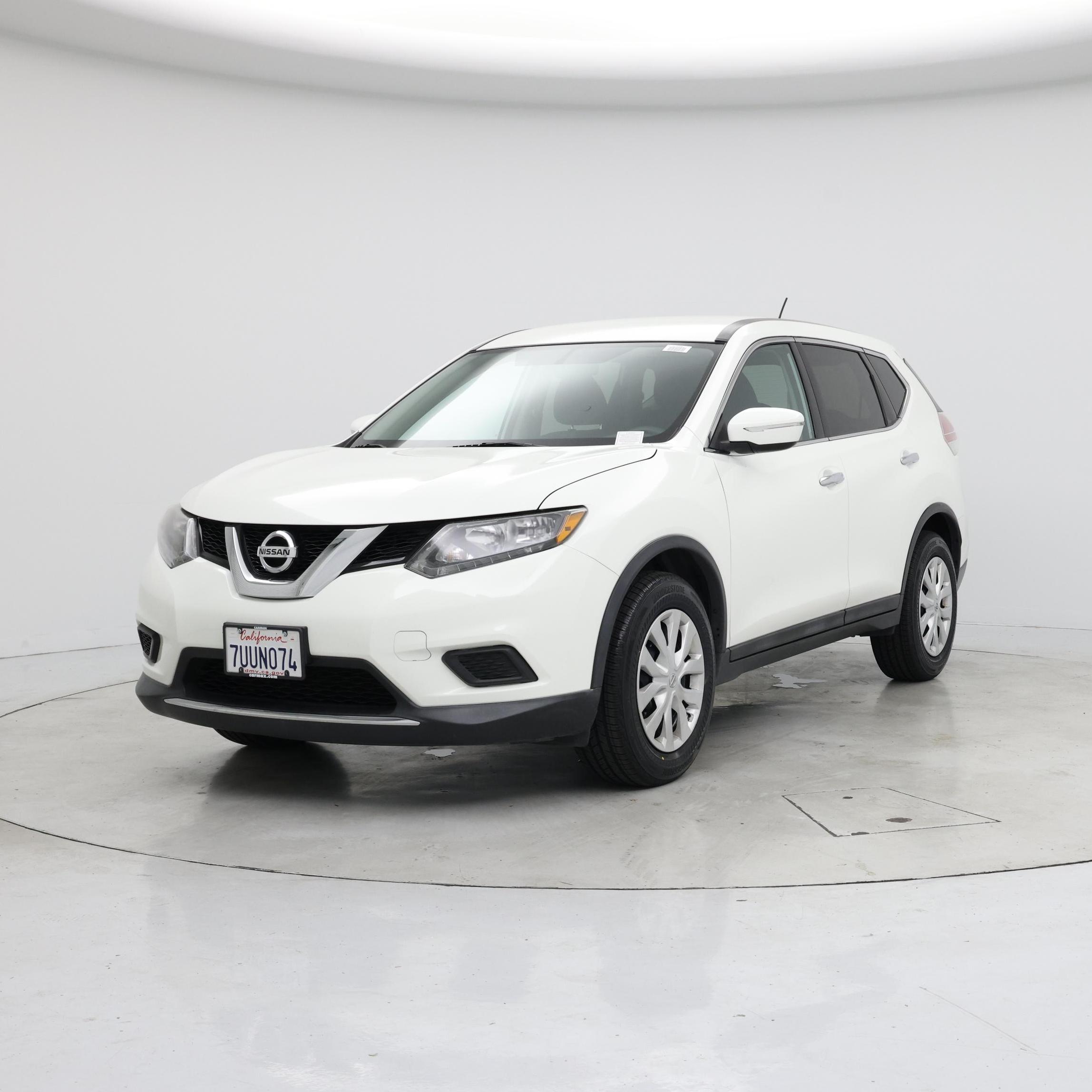 Thumbnail: 2015 Nissan Rogue - 4