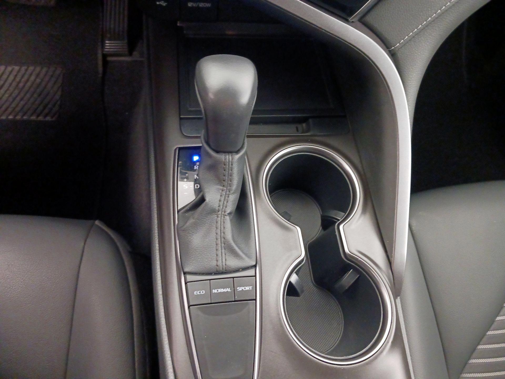 Thumbnail: 2024 Toyota Camry - 17