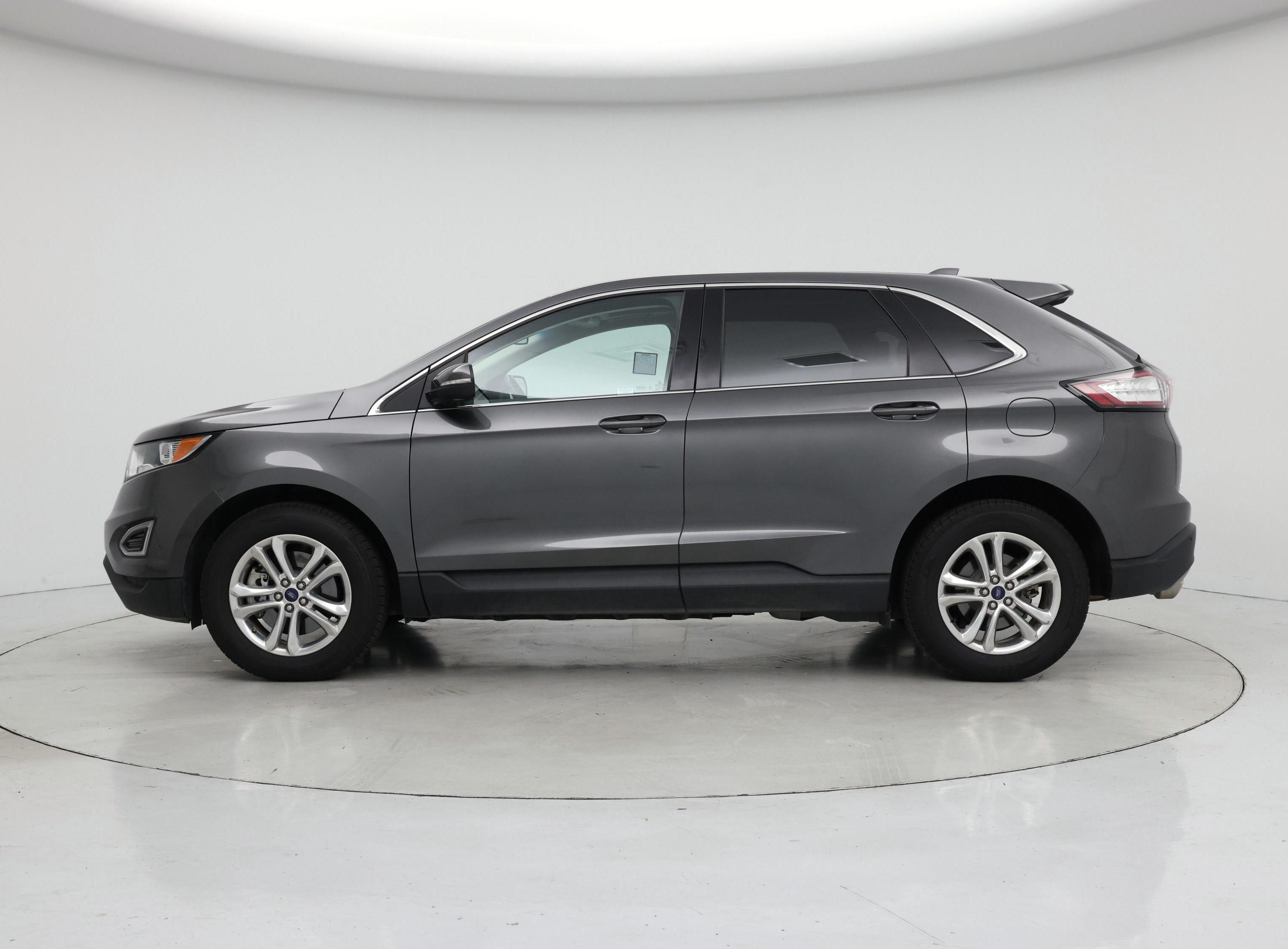 Thumbnail: 2016 Ford Edge - 3