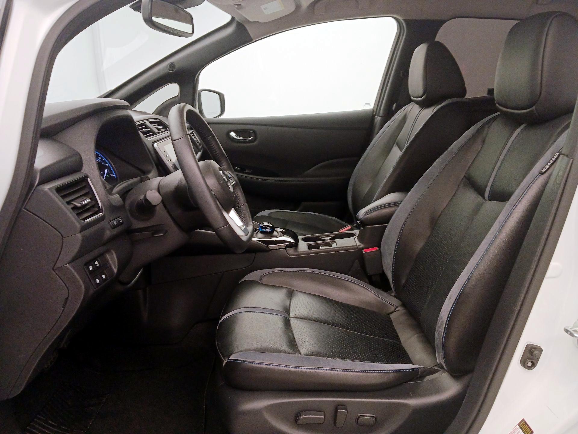Thumbnail: 2019 Nissan Leaf - 11