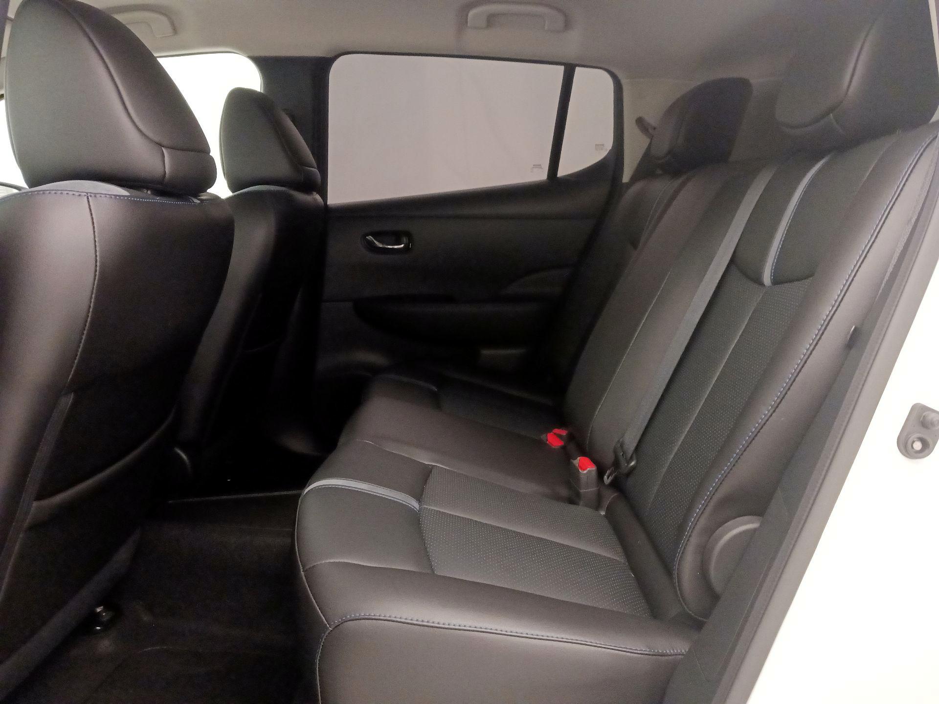 Thumbnail: 2019 Nissan Leaf - 20