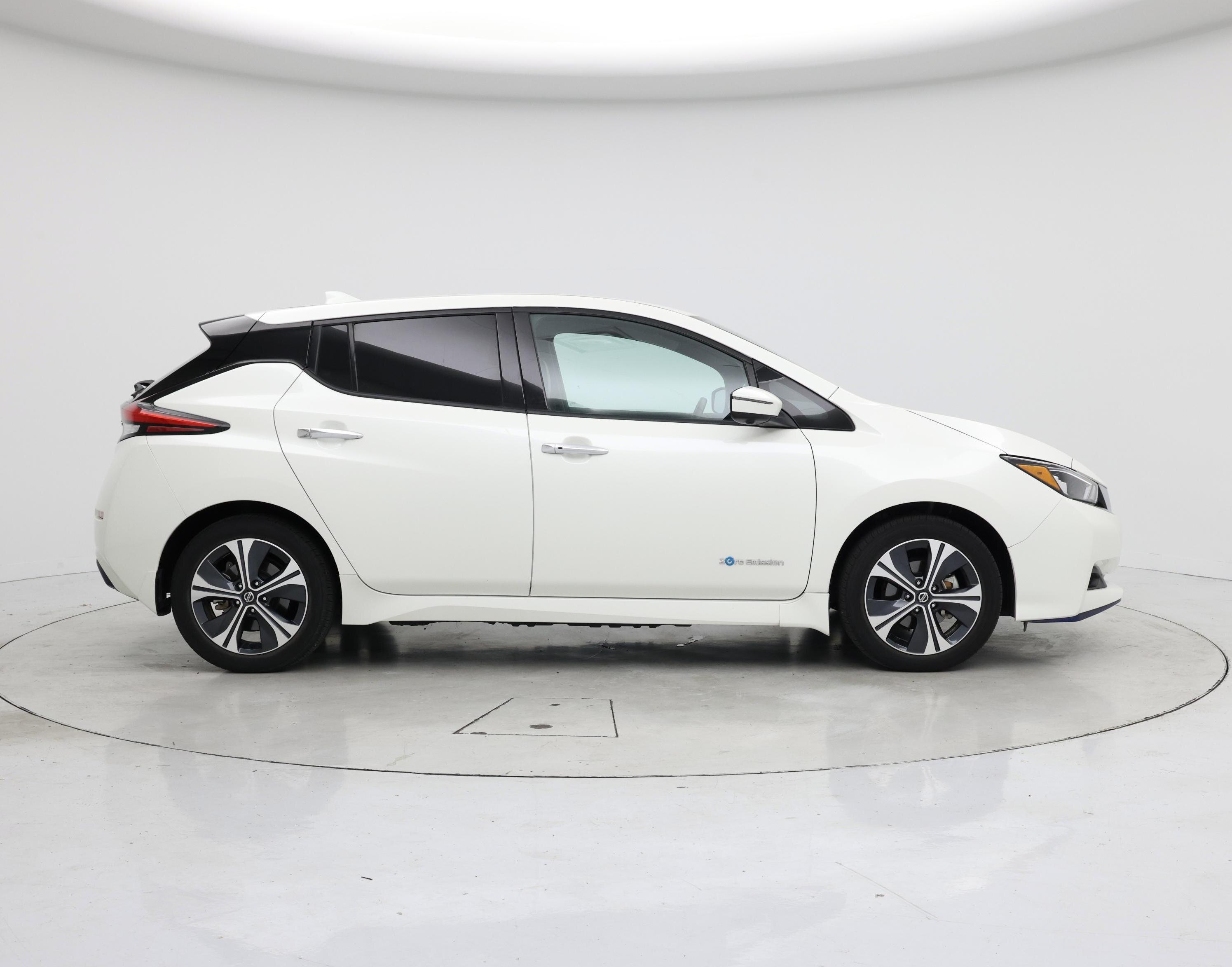 Thumbnail: 2019 Nissan Leaf - 7