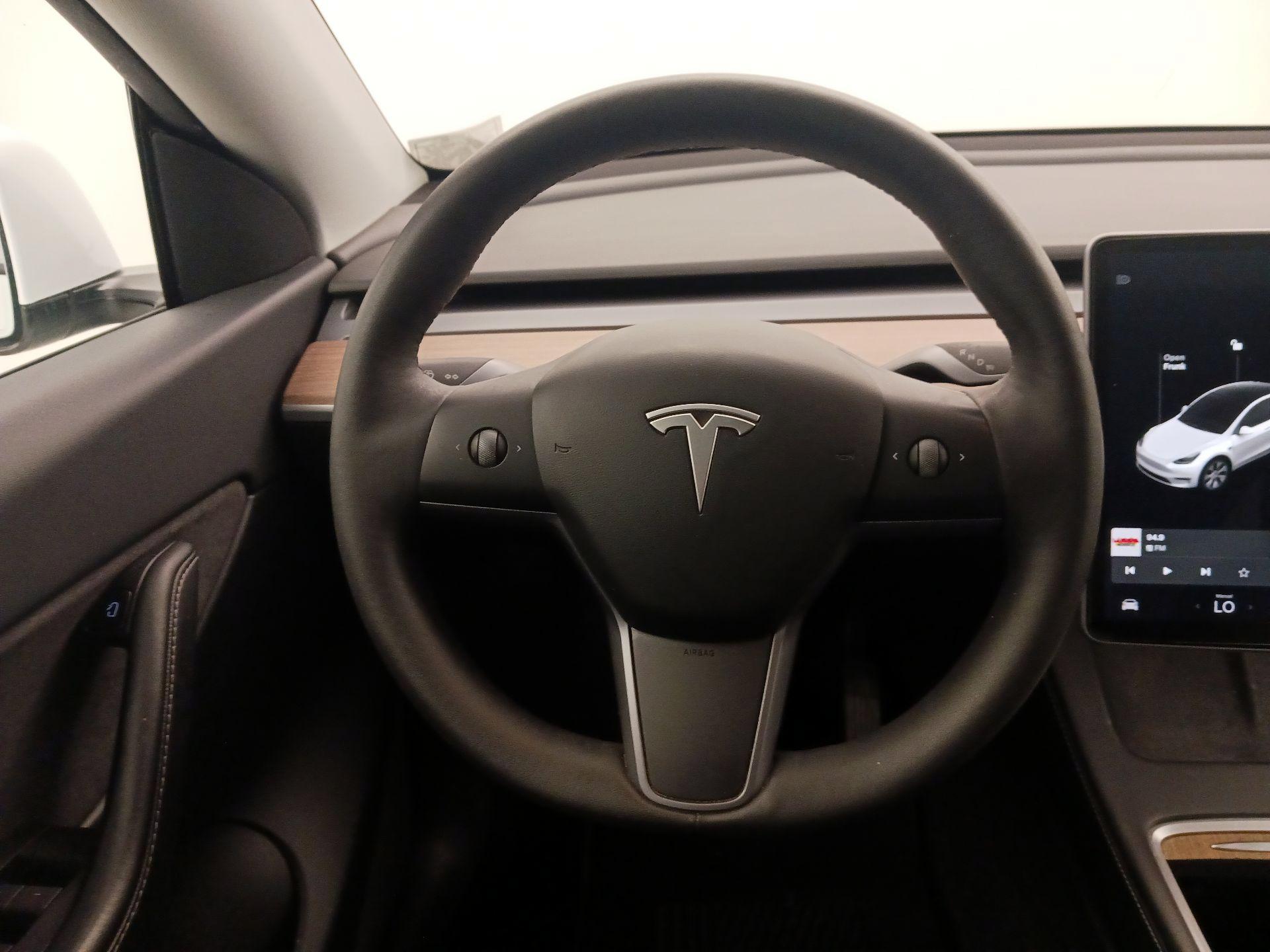 Thumbnail: 2021 Tesla Model Y - 10