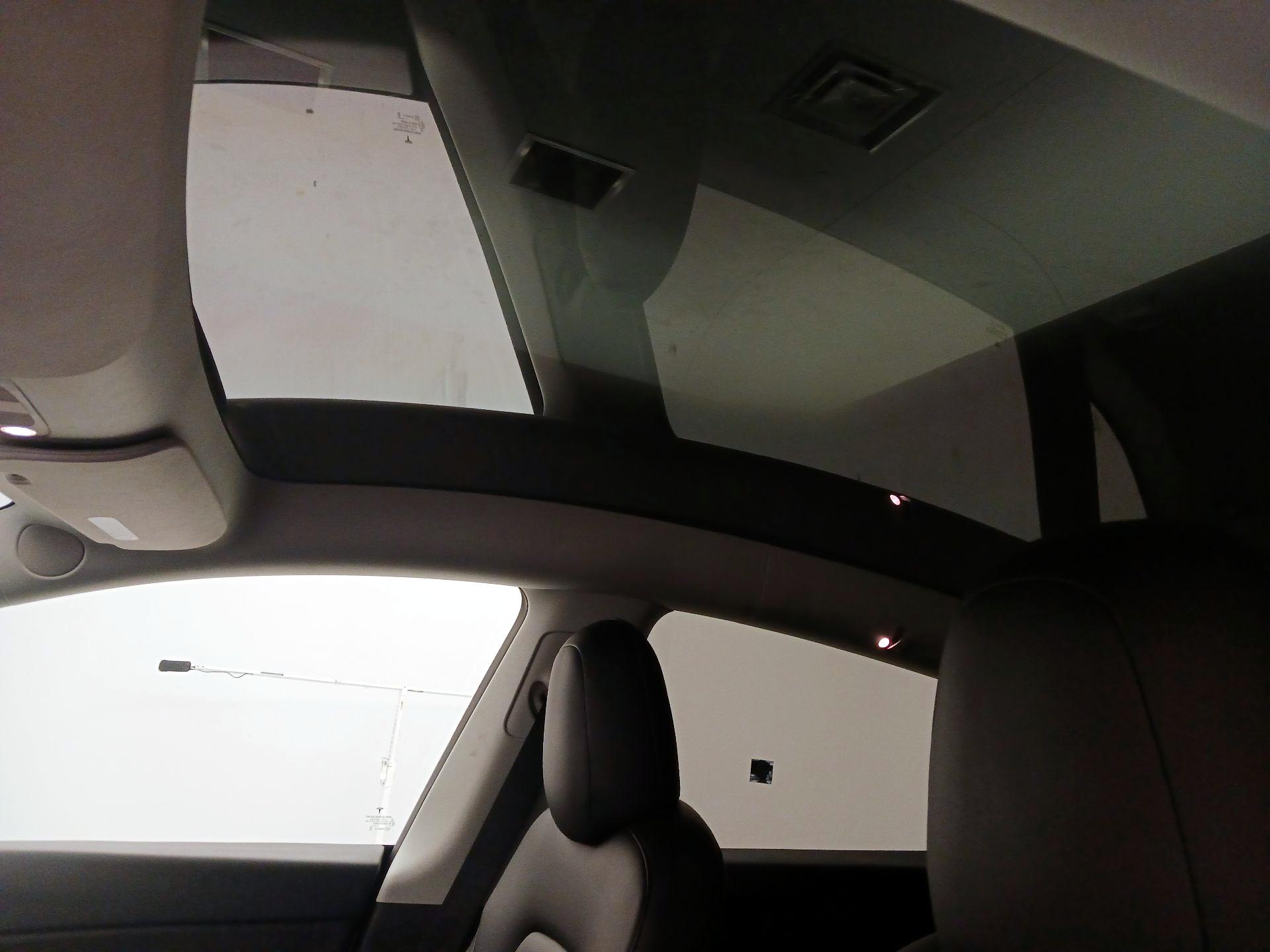 Thumbnail: 2021 Tesla Model Y - 18