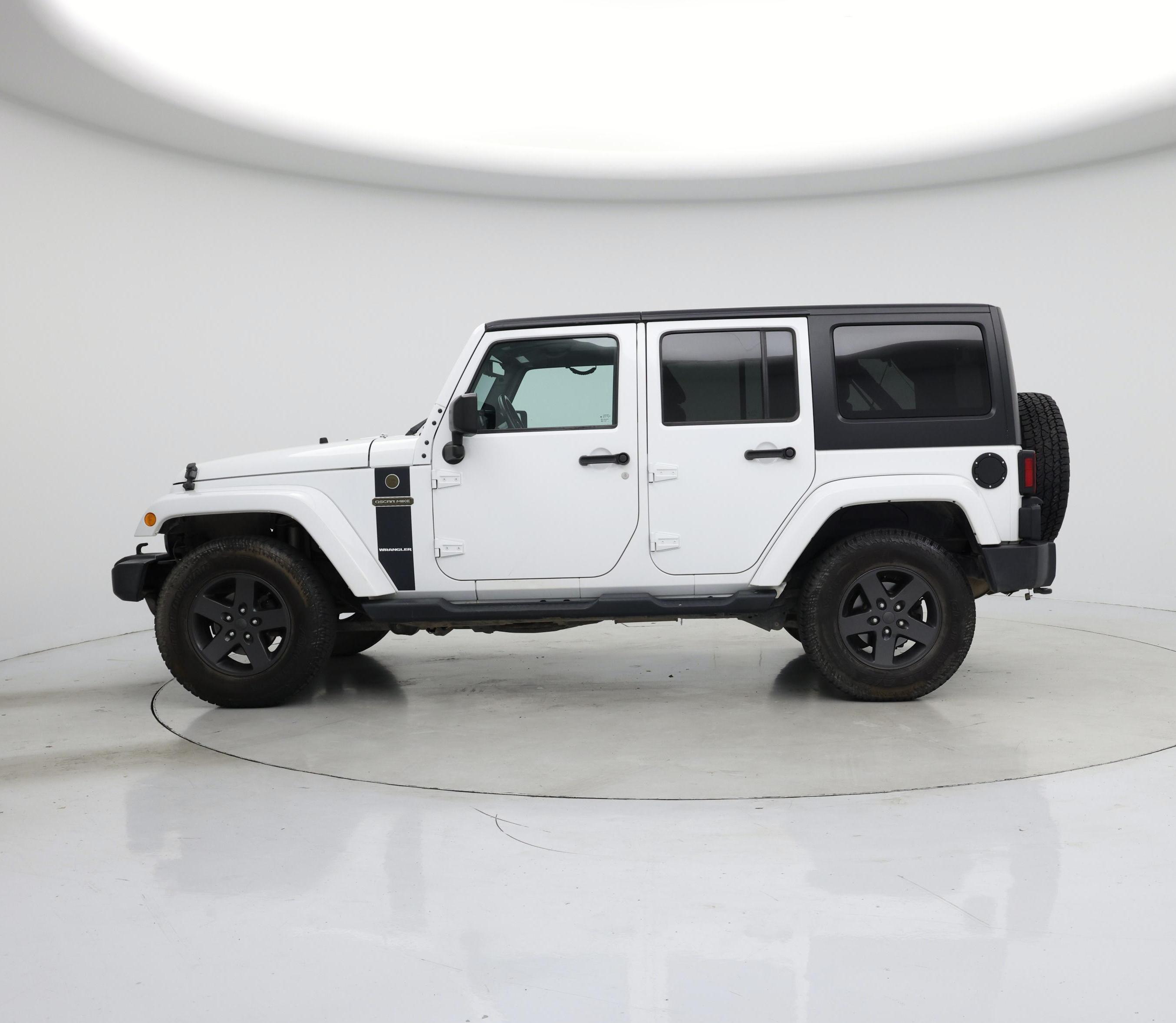 Thumbnail: 2016 Jeep Wrangler - 3