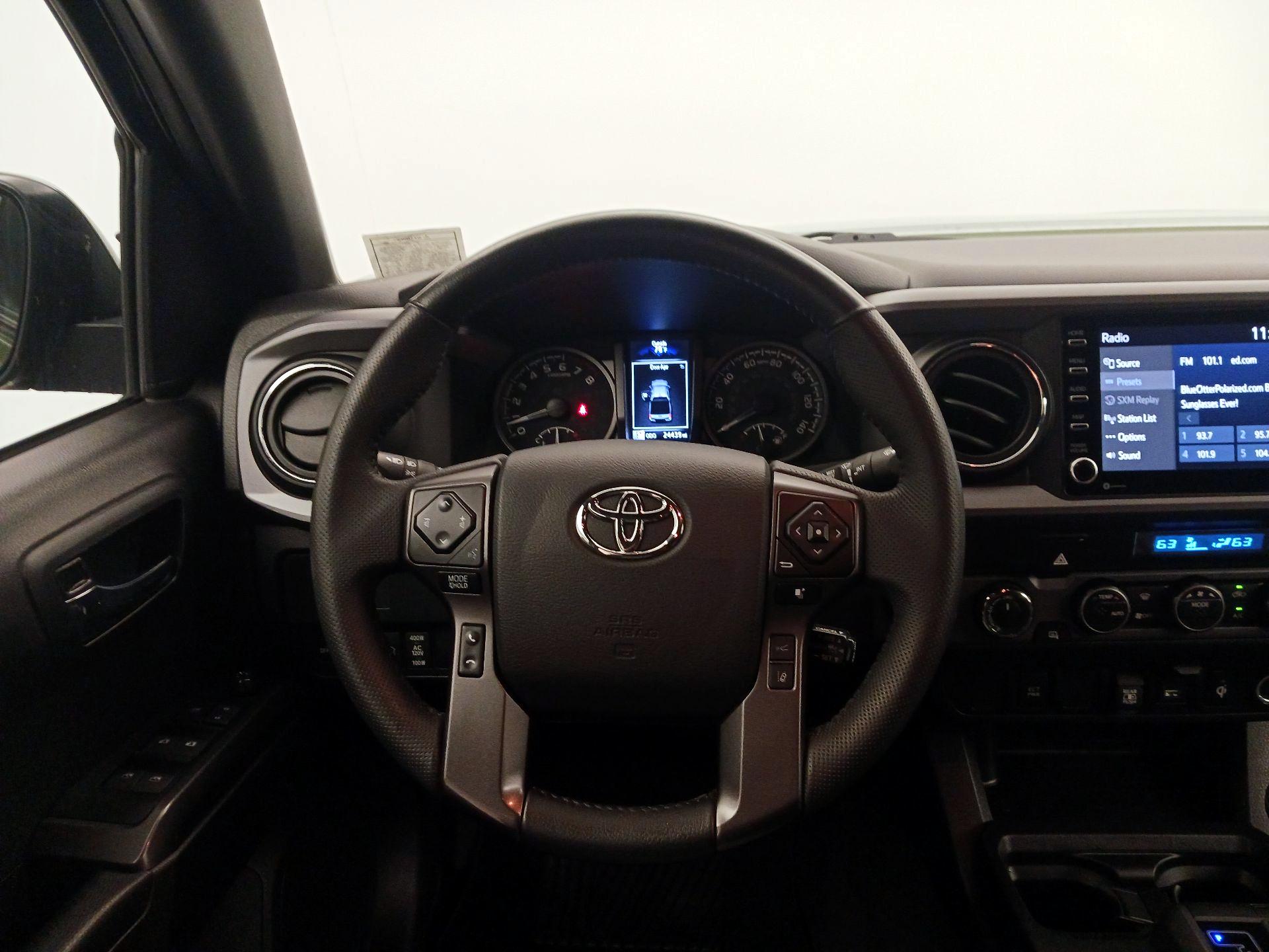 Thumbnail: 2022 Toyota Tacoma - 10