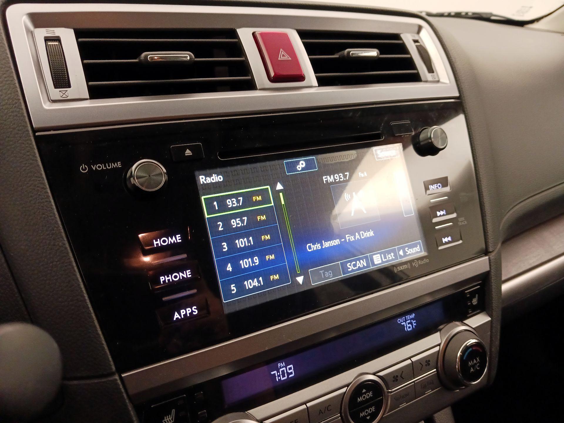 Thumbnail: 2015 Subaru Outback - 15