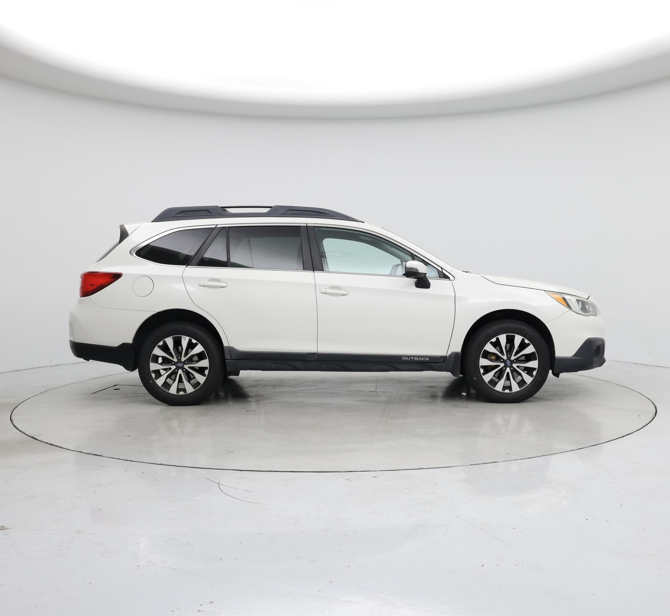 Thumbnail: 2015 Subaru Outback - 7