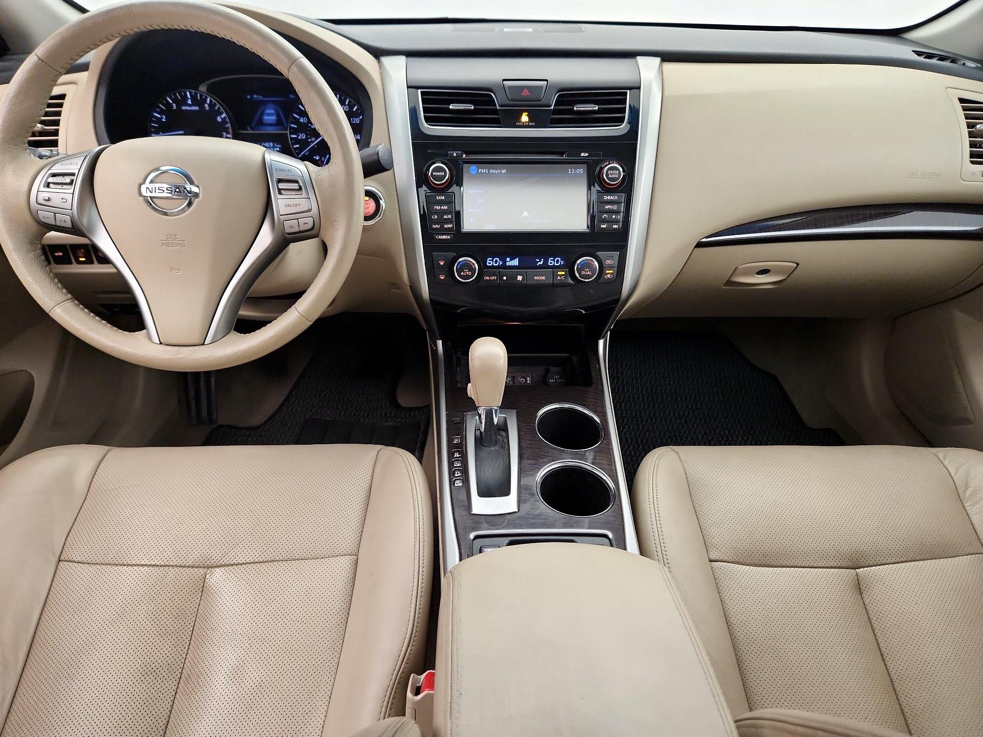 Thumbnail: 2014 Nissan Altima - 9