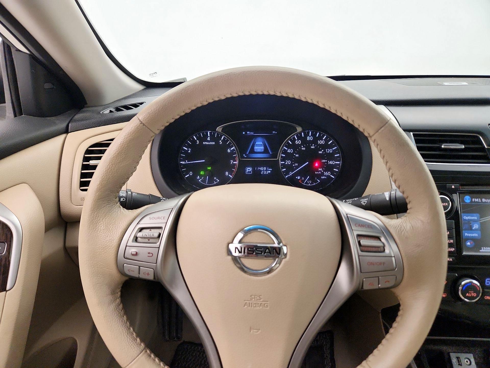Thumbnail: 2014 Nissan Altima - 10