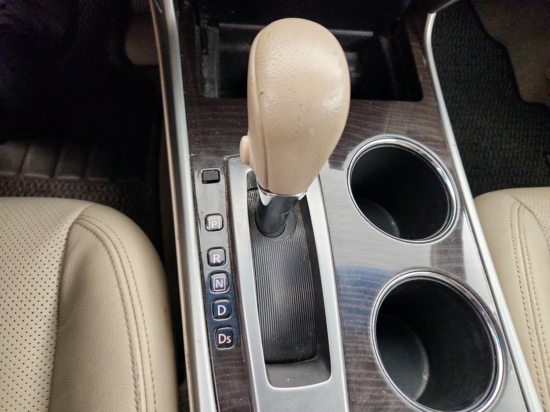 Thumbnail: 2014 Nissan Altima - 18