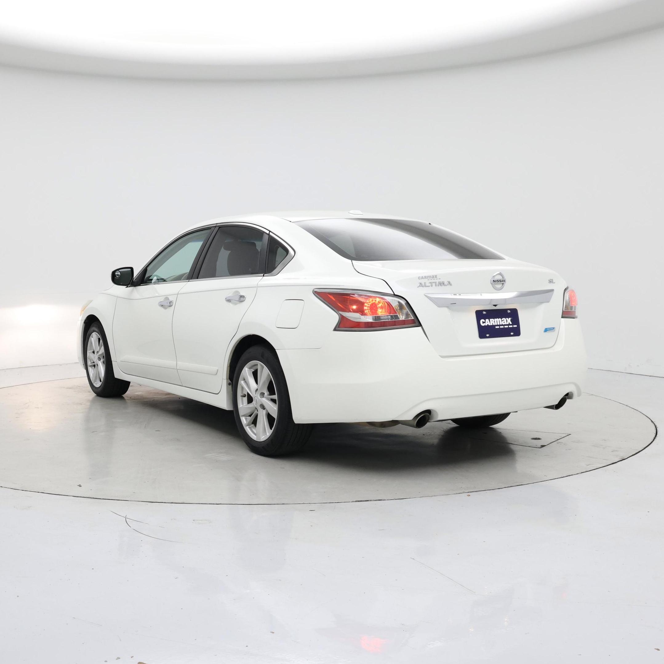 Thumbnail: 2014 Nissan Altima - 2
