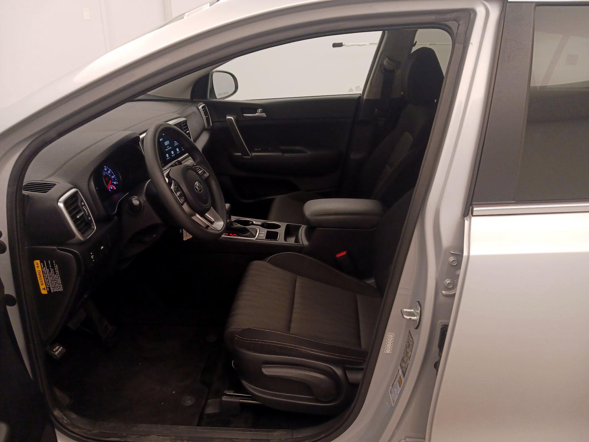 Thumbnail: 2020 Kia Sportage - 11