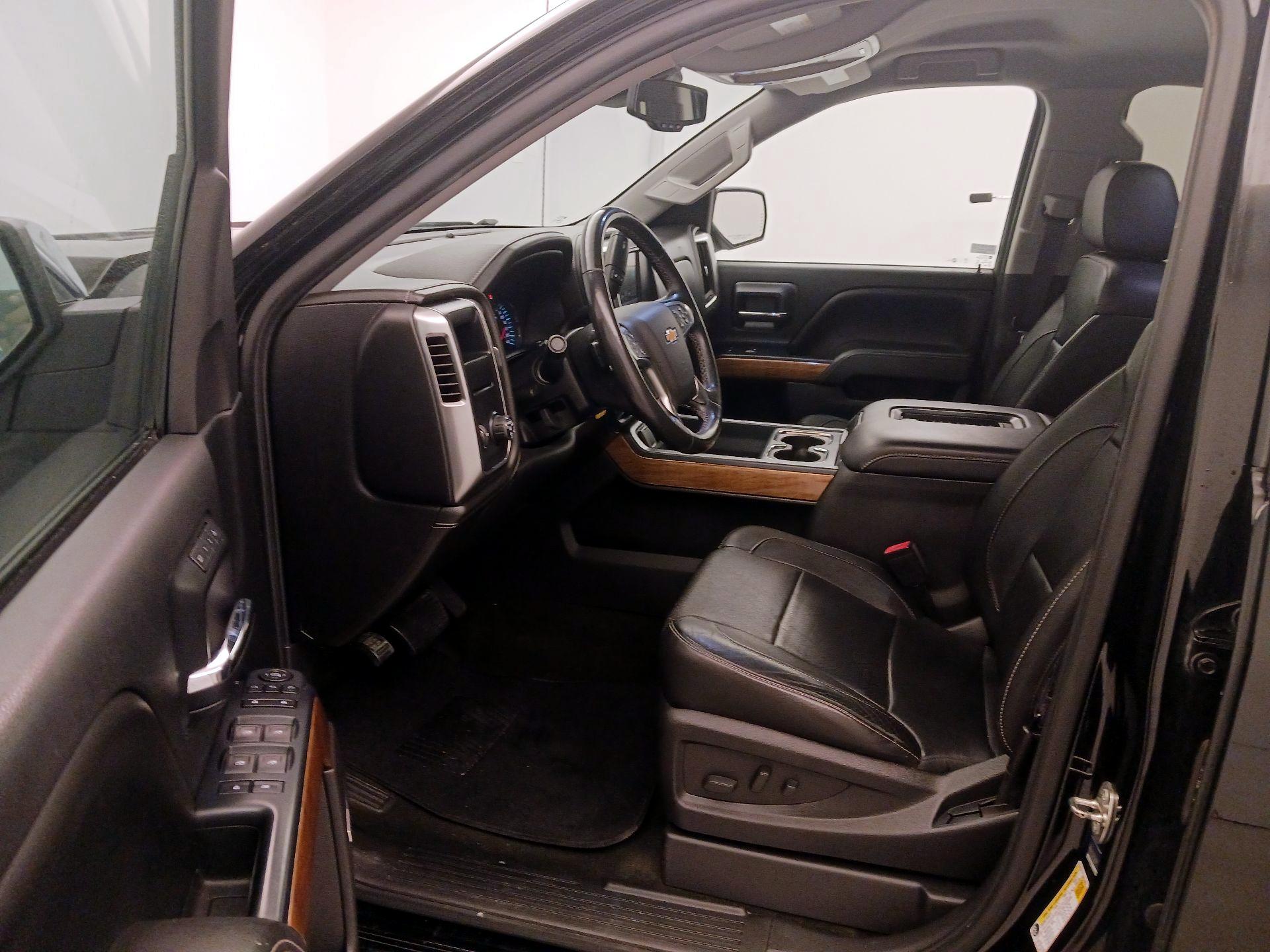 Thumbnail: 2016 Chevrolet Silverado 1500 - 11