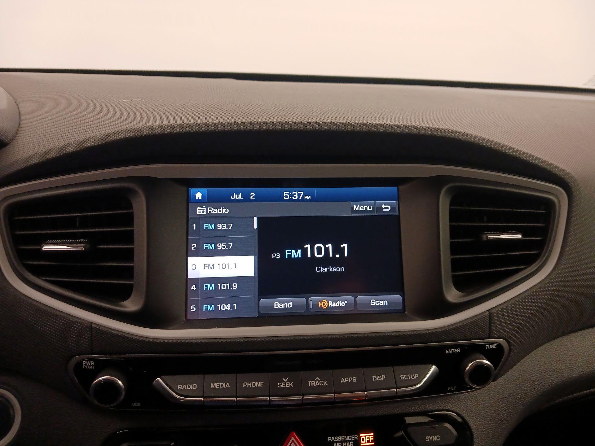 Thumbnail: 2019 Hyundai Ioniq - 15