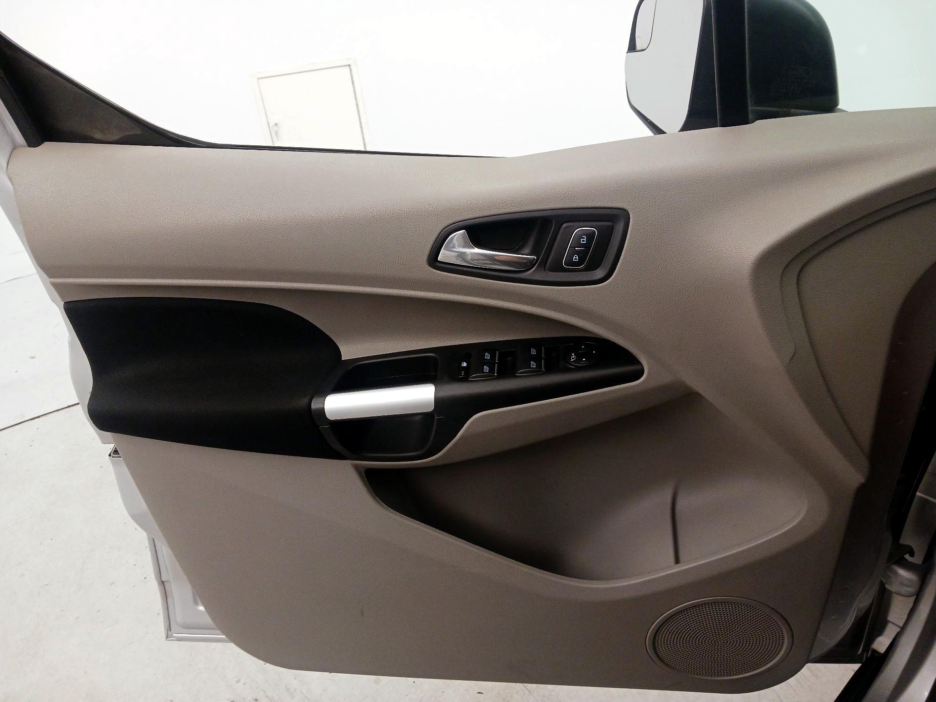 Thumbnail: 2019 Ford Transit Series - 12
