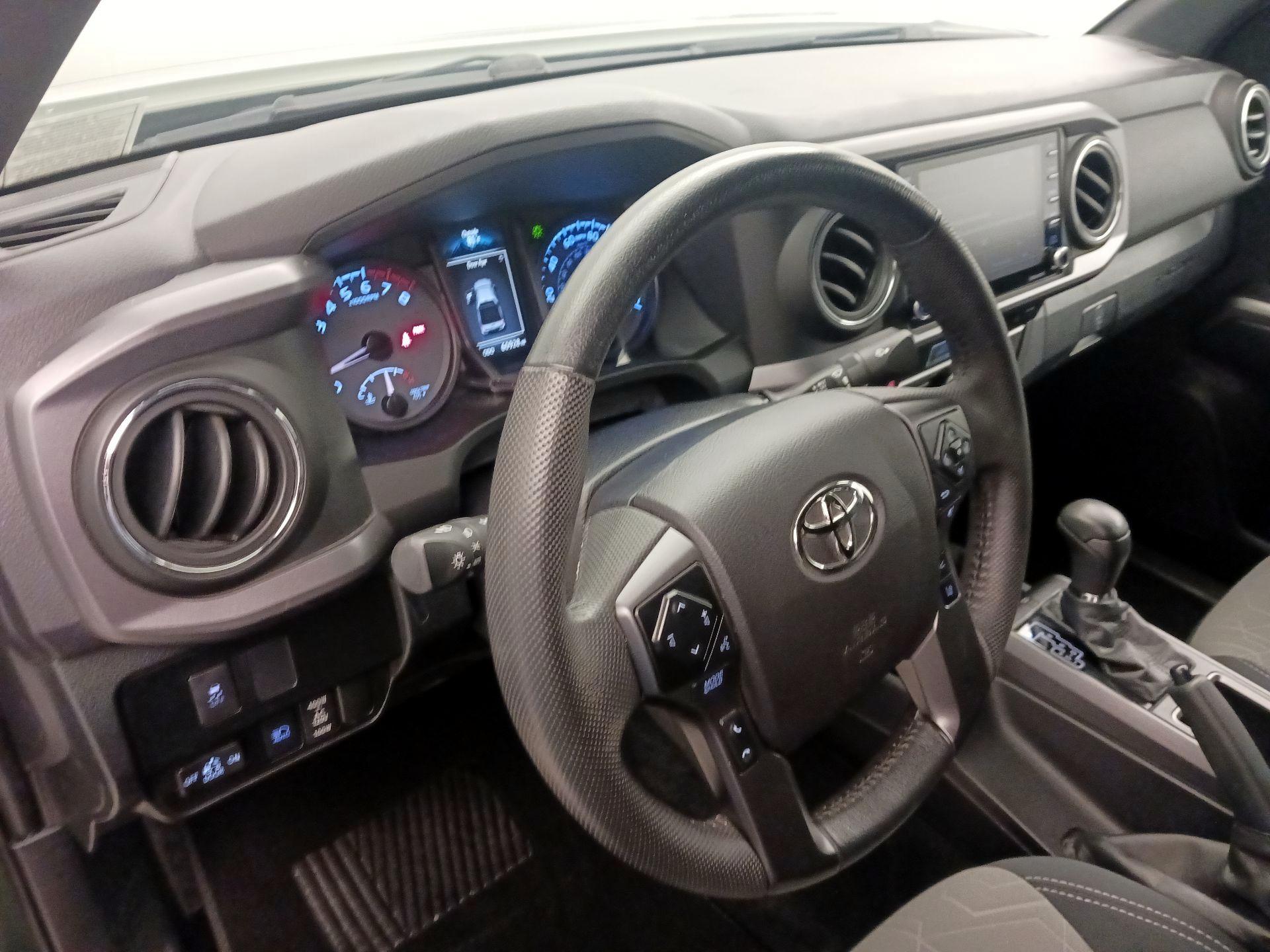 Thumbnail: 2021 Toyota Tacoma - 9
