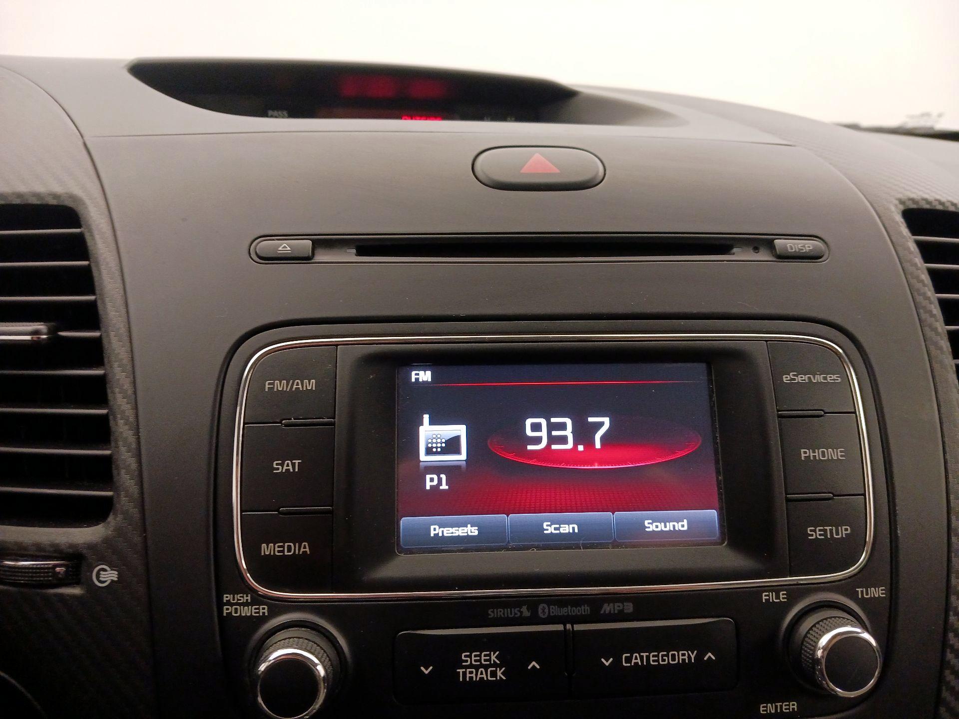 Thumbnail: 2015 Kia Forte - 15