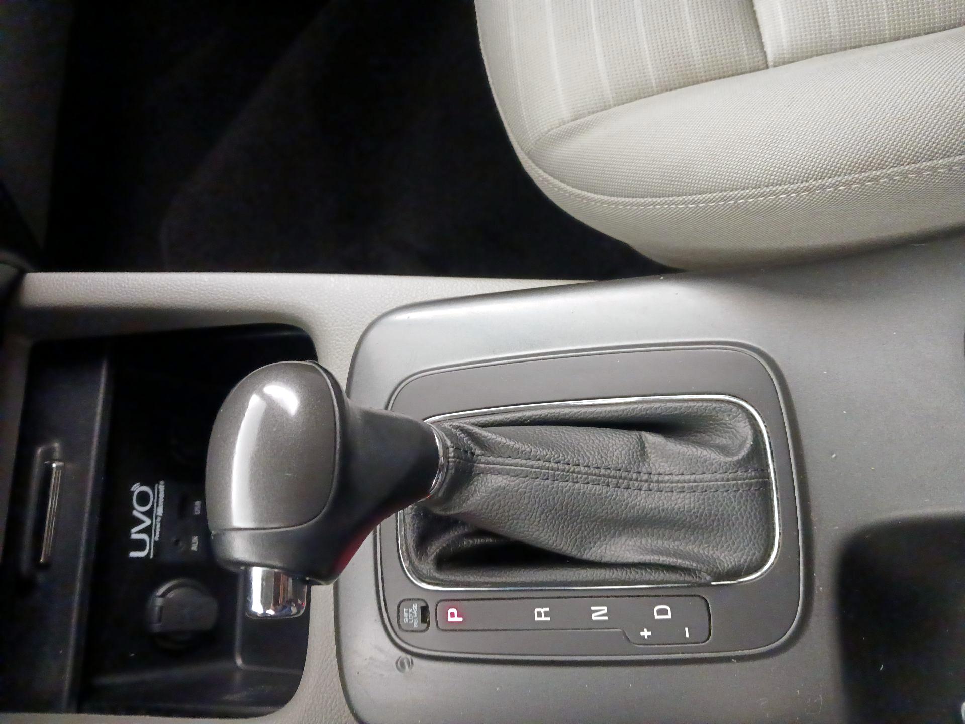 Thumbnail: 2015 Kia Forte - 17