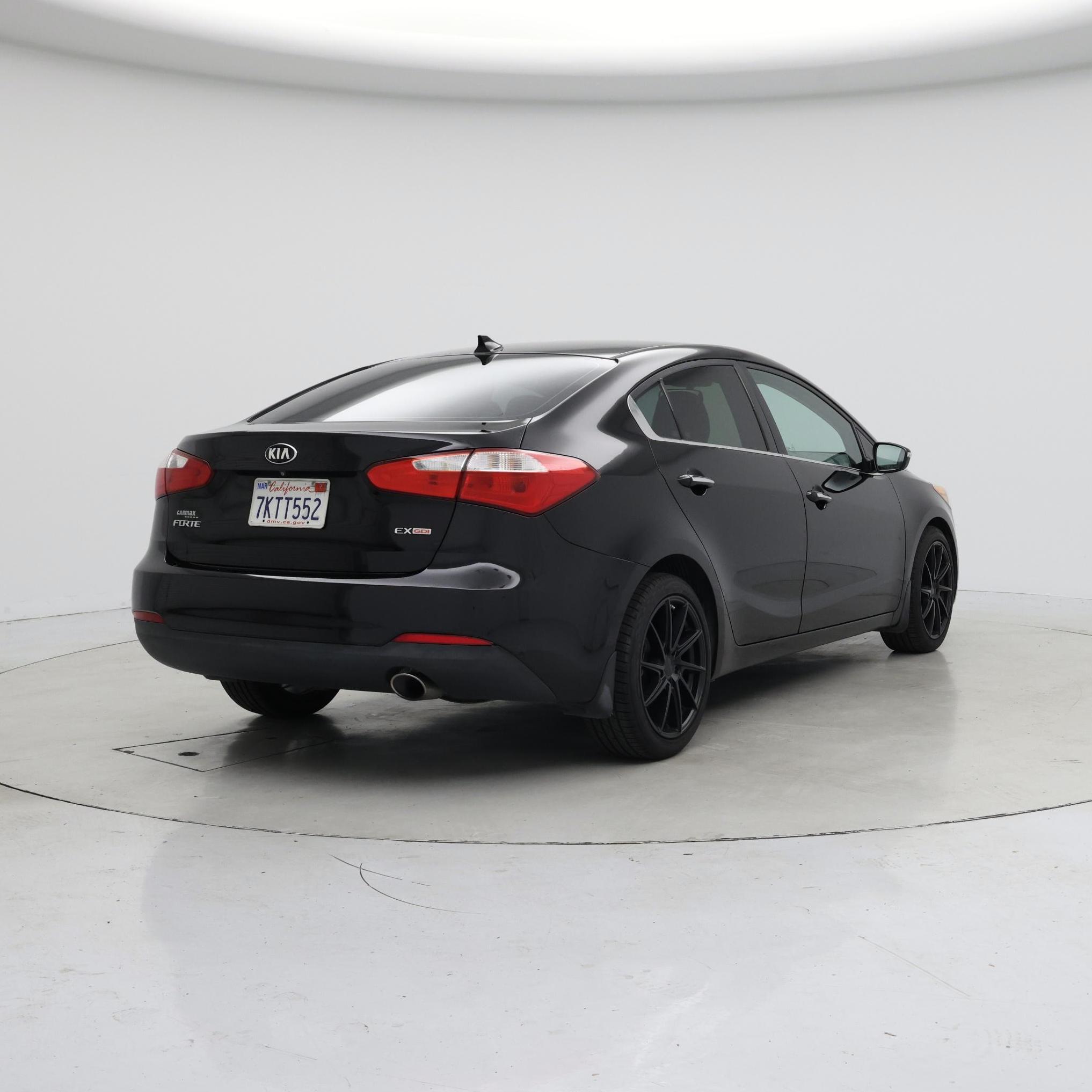 Thumbnail: 2015 Kia Forte - 8