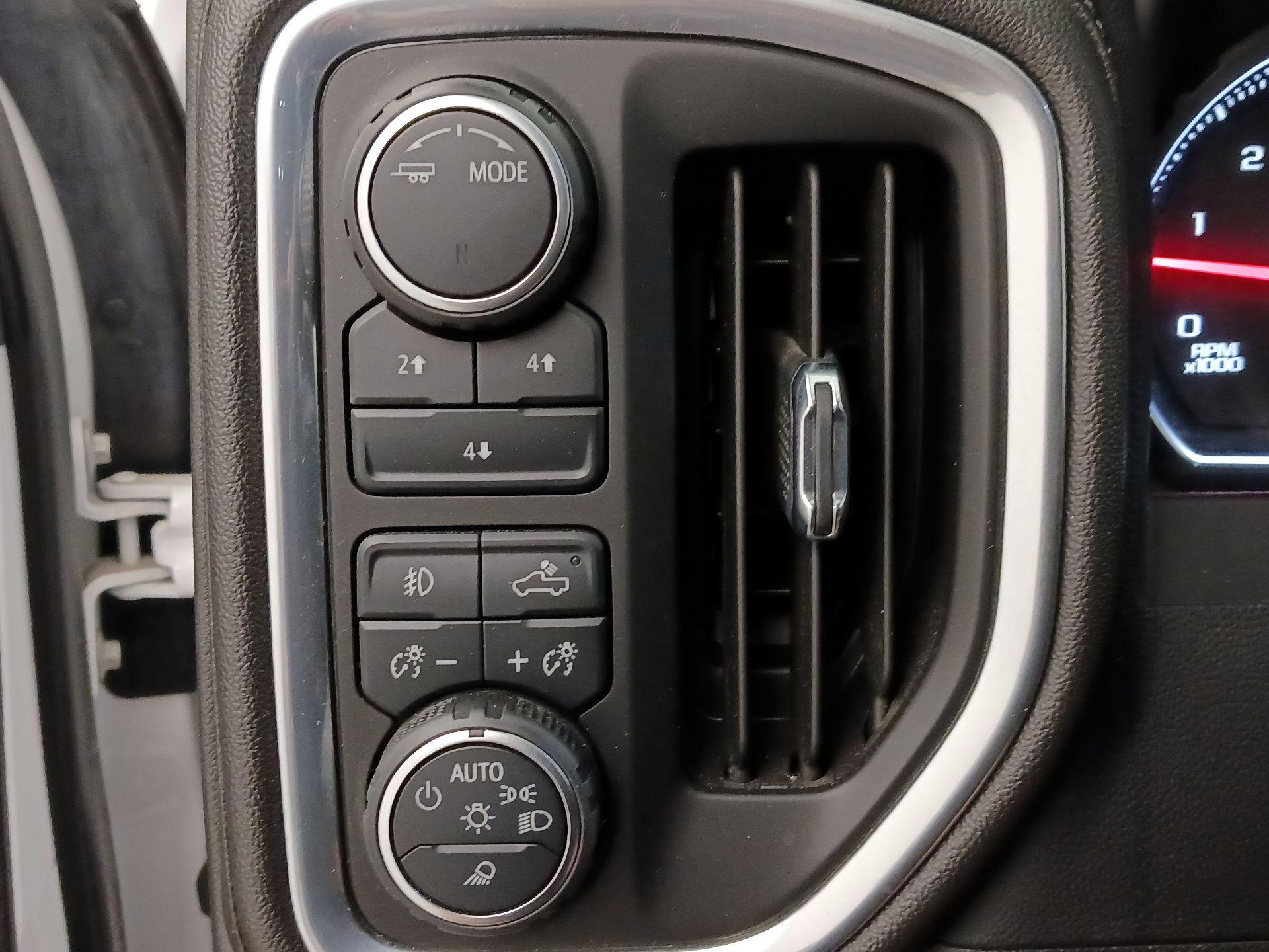 Thumbnail: 2023 Chevrolet Silverado 2500 - 13