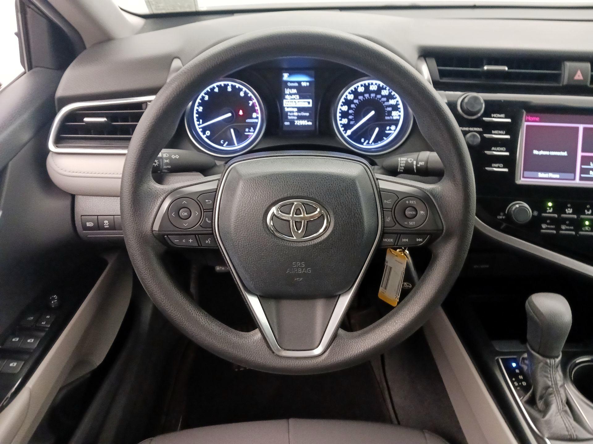 Thumbnail: 2018 Toyota Camry - 10