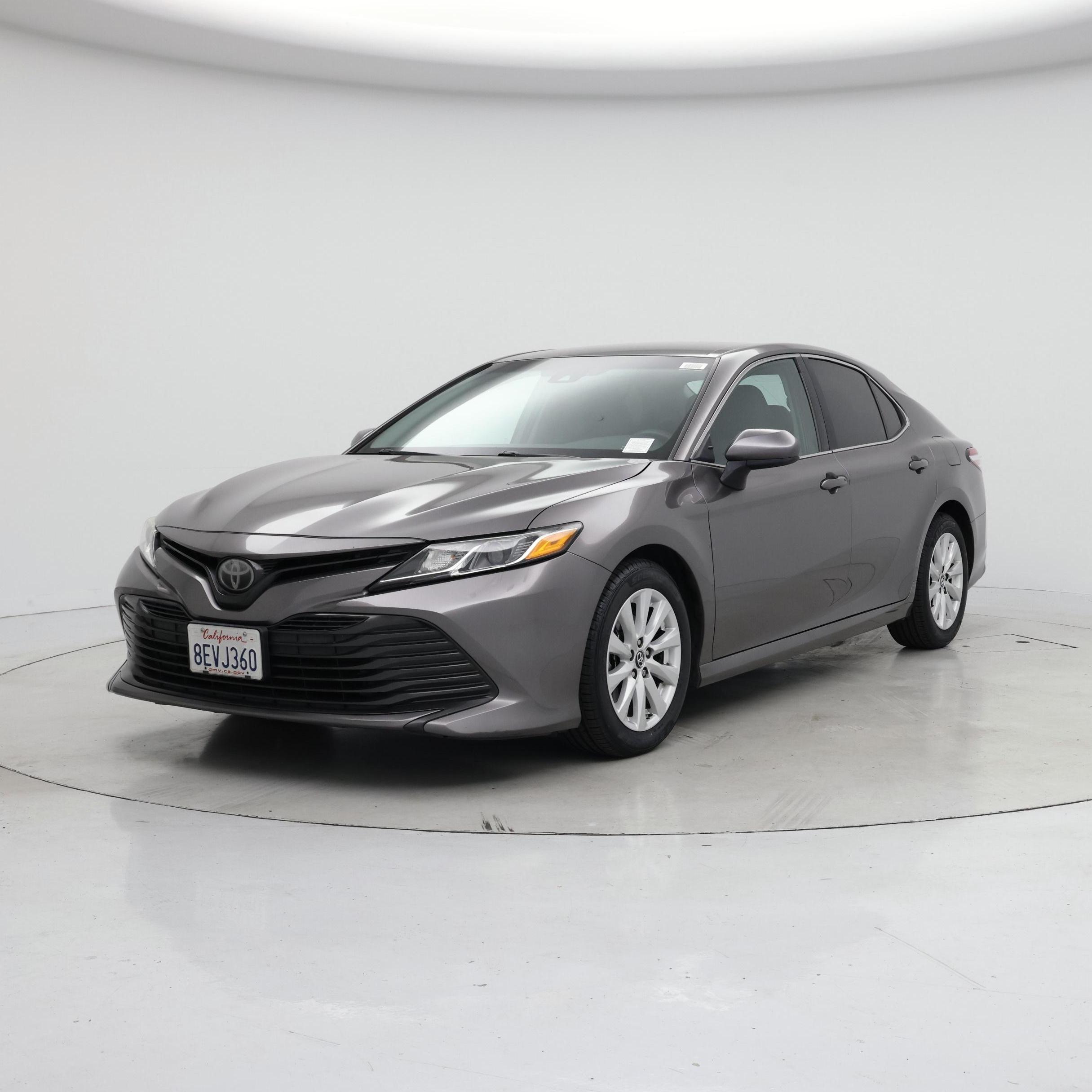 Thumbnail: 2018 Toyota Camry - 4