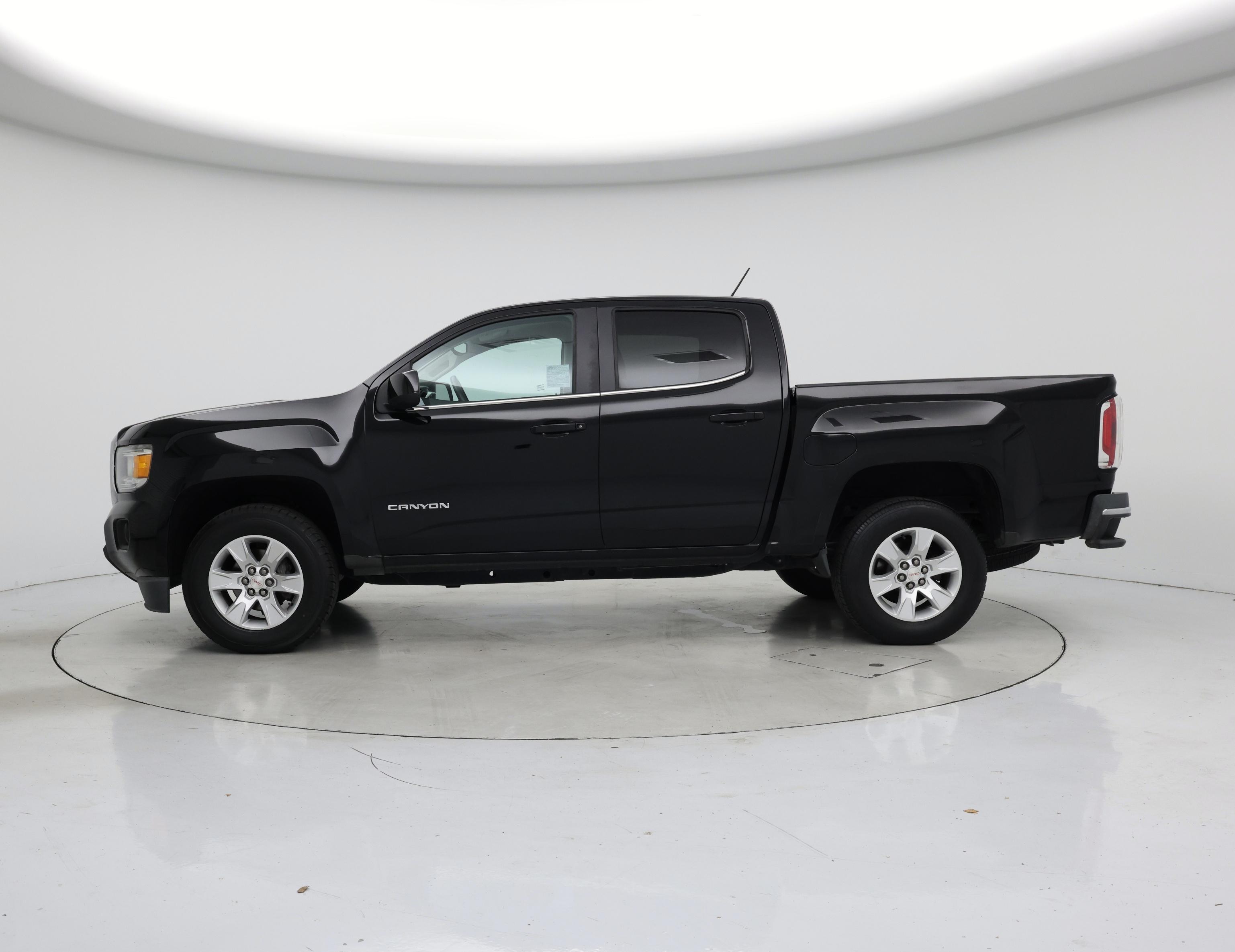 Thumbnail: 2016 GMC Canyon - 3