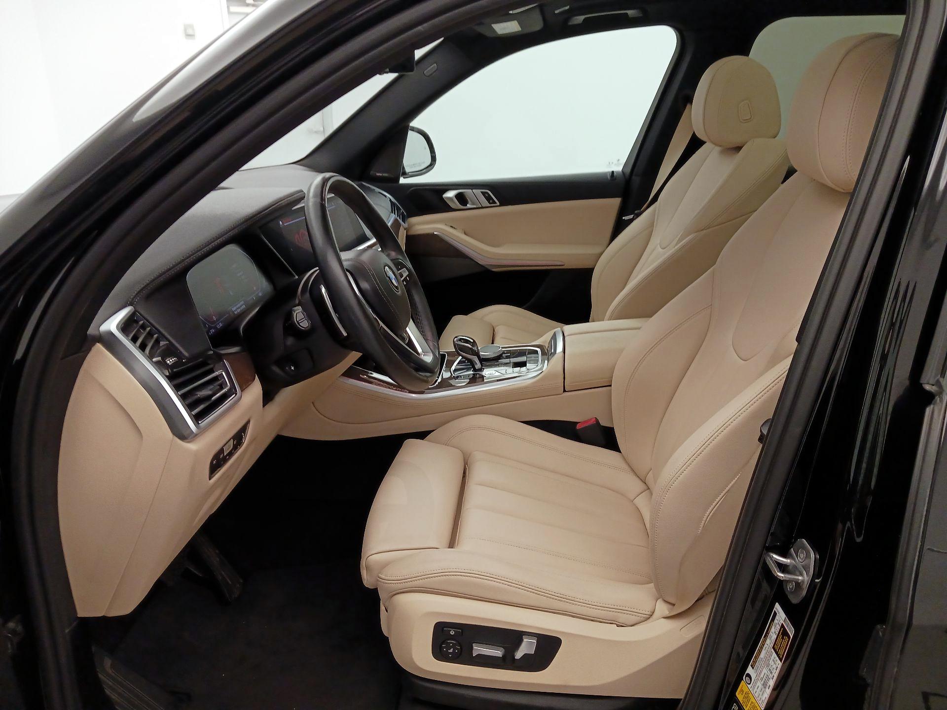 Thumbnail: 2020 BMW X5 - 11