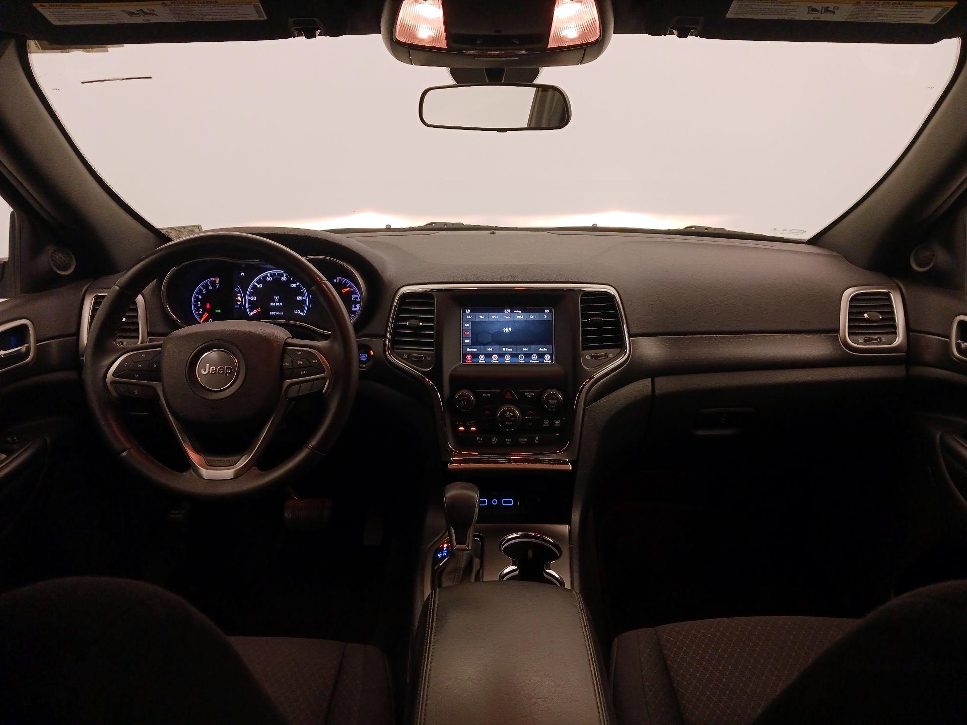 Thumbnail: 2018 Jeep Grand Cherokee - 9