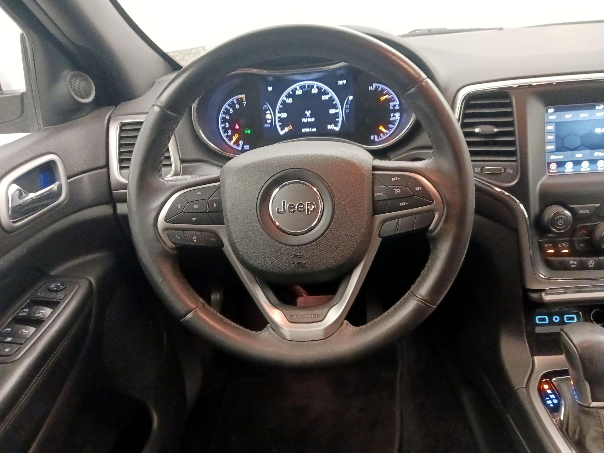 Thumbnail: 2018 Jeep Grand Cherokee - 10