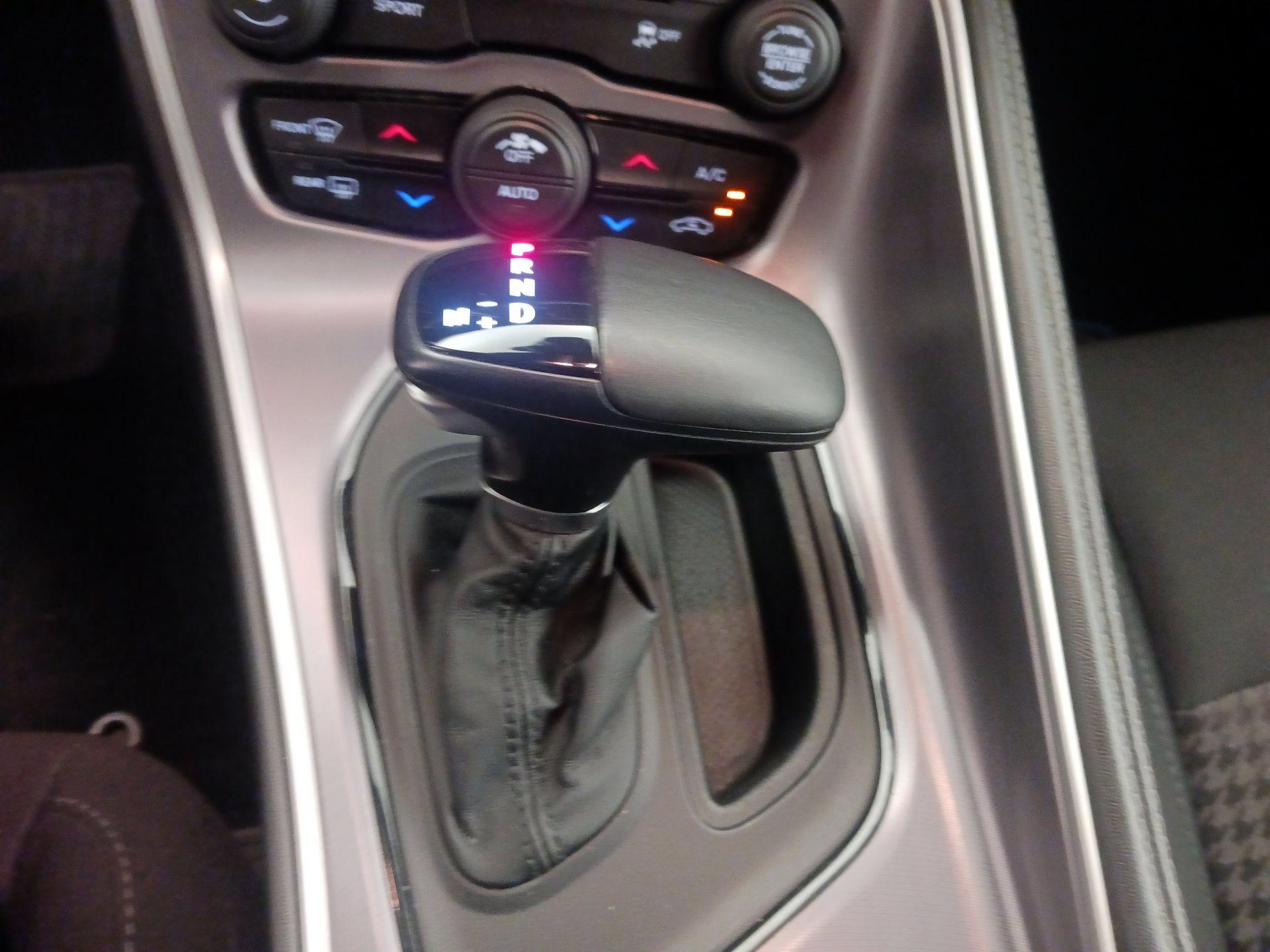 Thumbnail: 2019 Dodge Challenger - 17