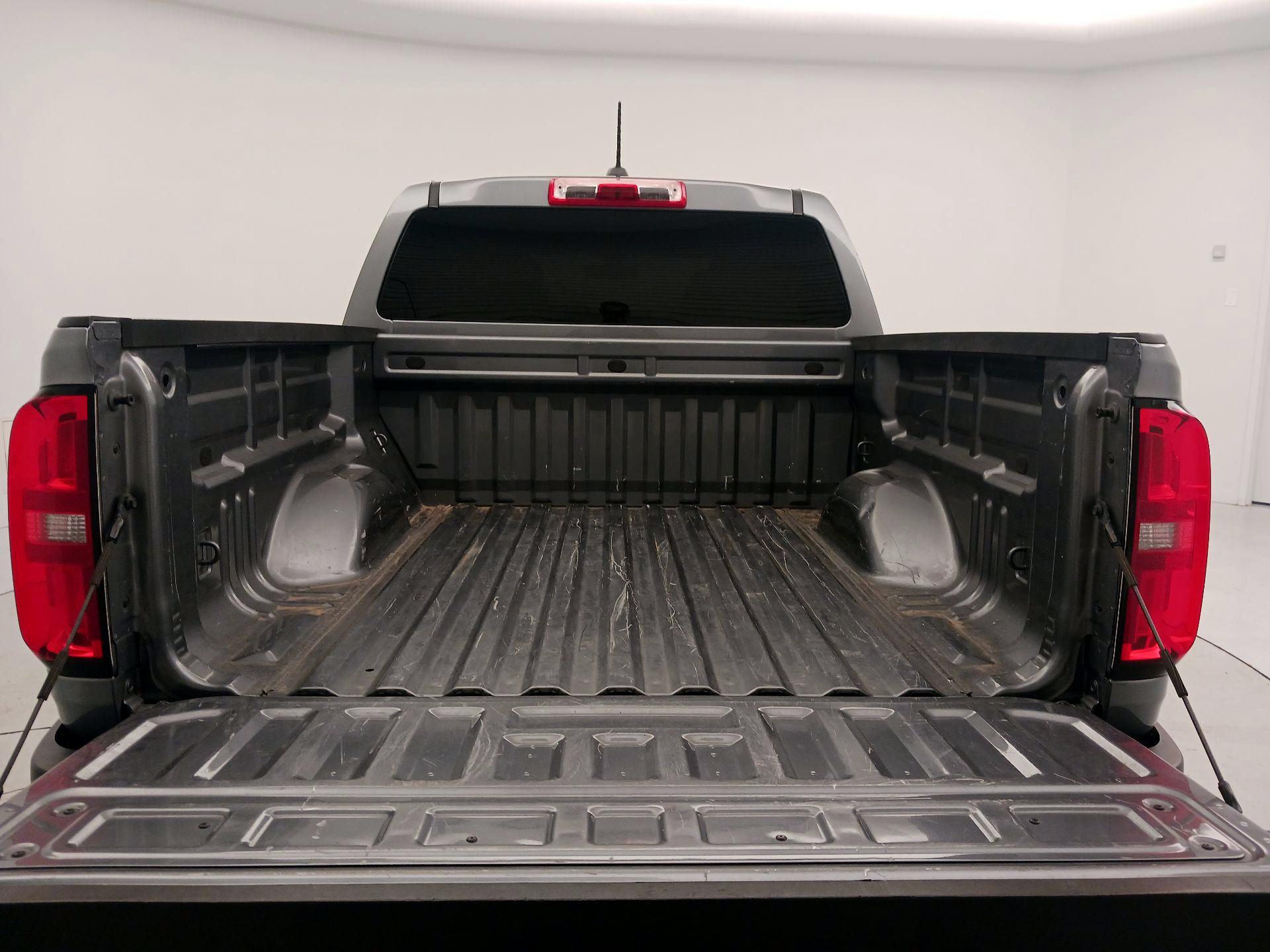 Thumbnail: 2021 Chevrolet Colorado - 20