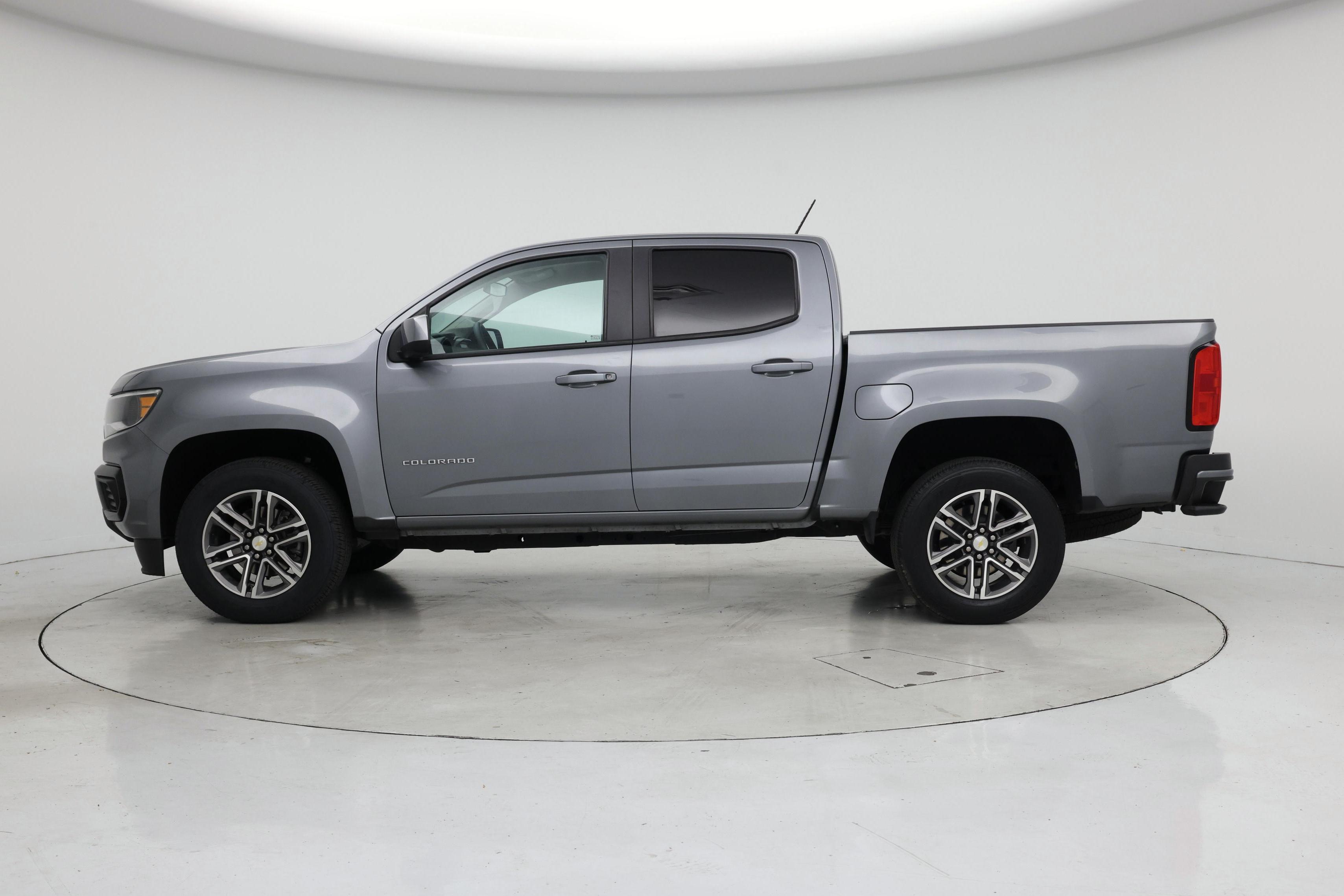 Thumbnail: 2021 Chevrolet Colorado - 3
