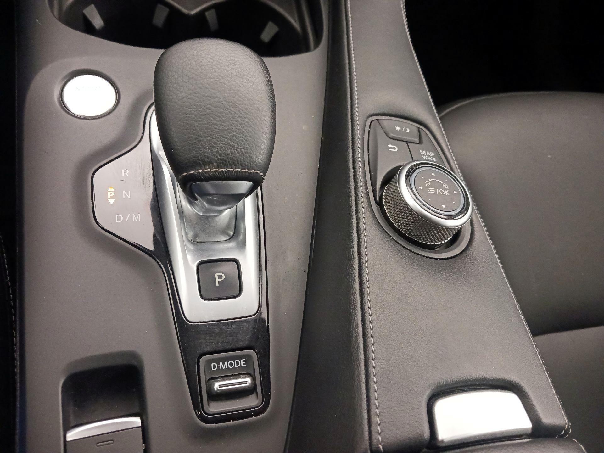 Thumbnail: 2019 INFINITI QX50 - 17