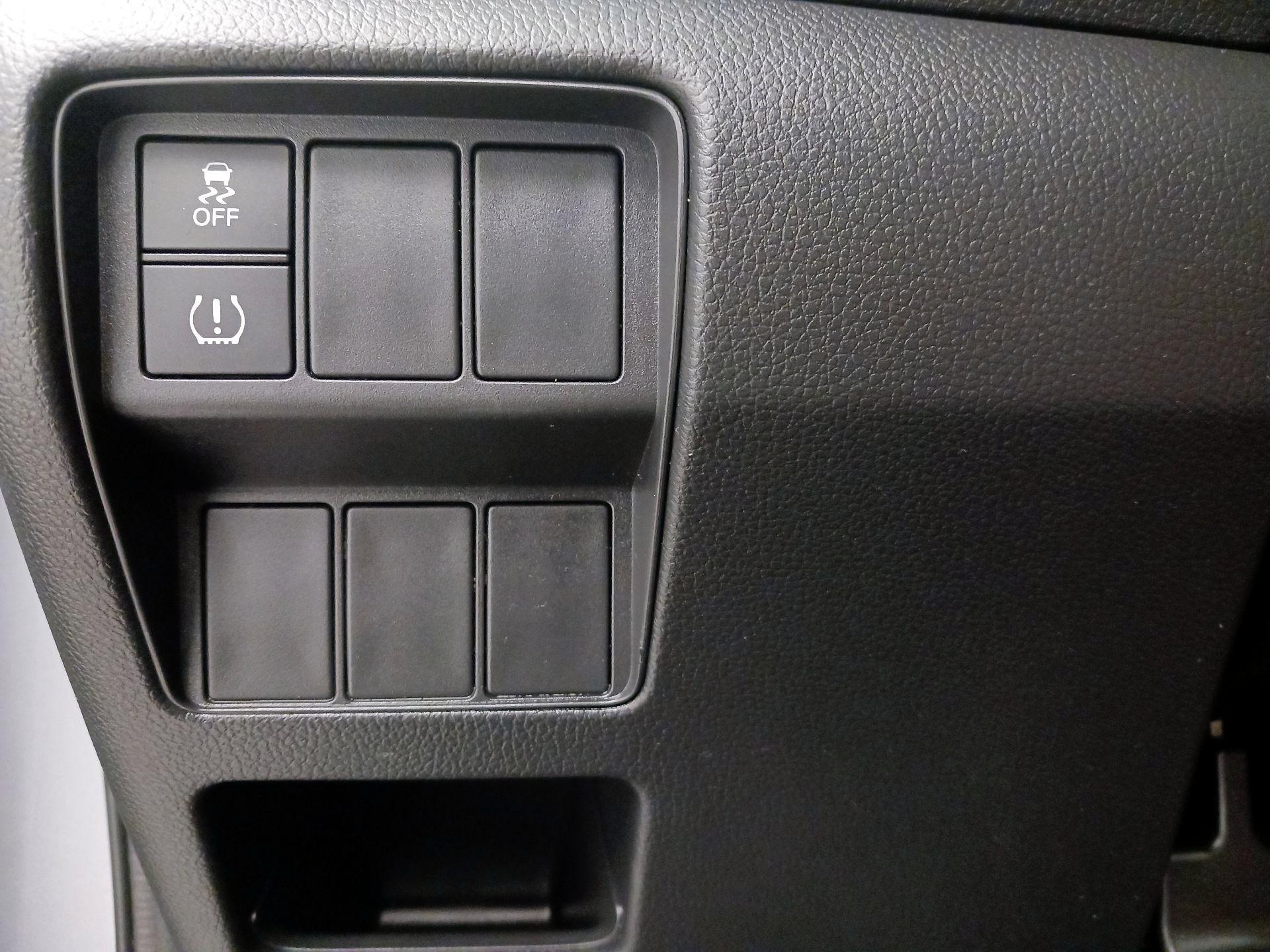 Thumbnail: 2018 Honda CR-V - 13