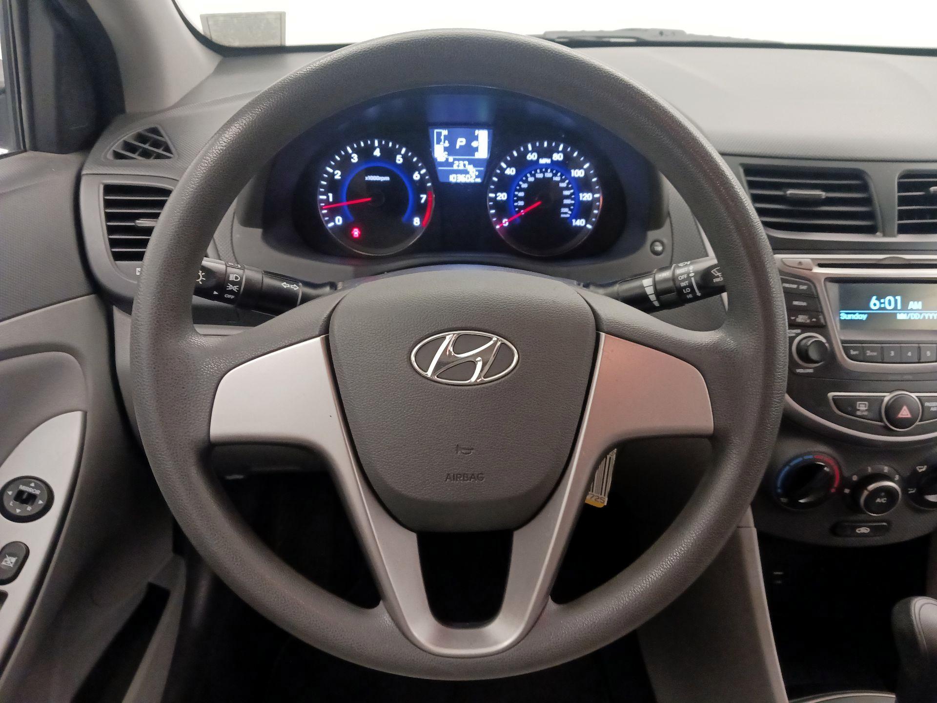 Thumbnail: 2017 Hyundai Accent - 10