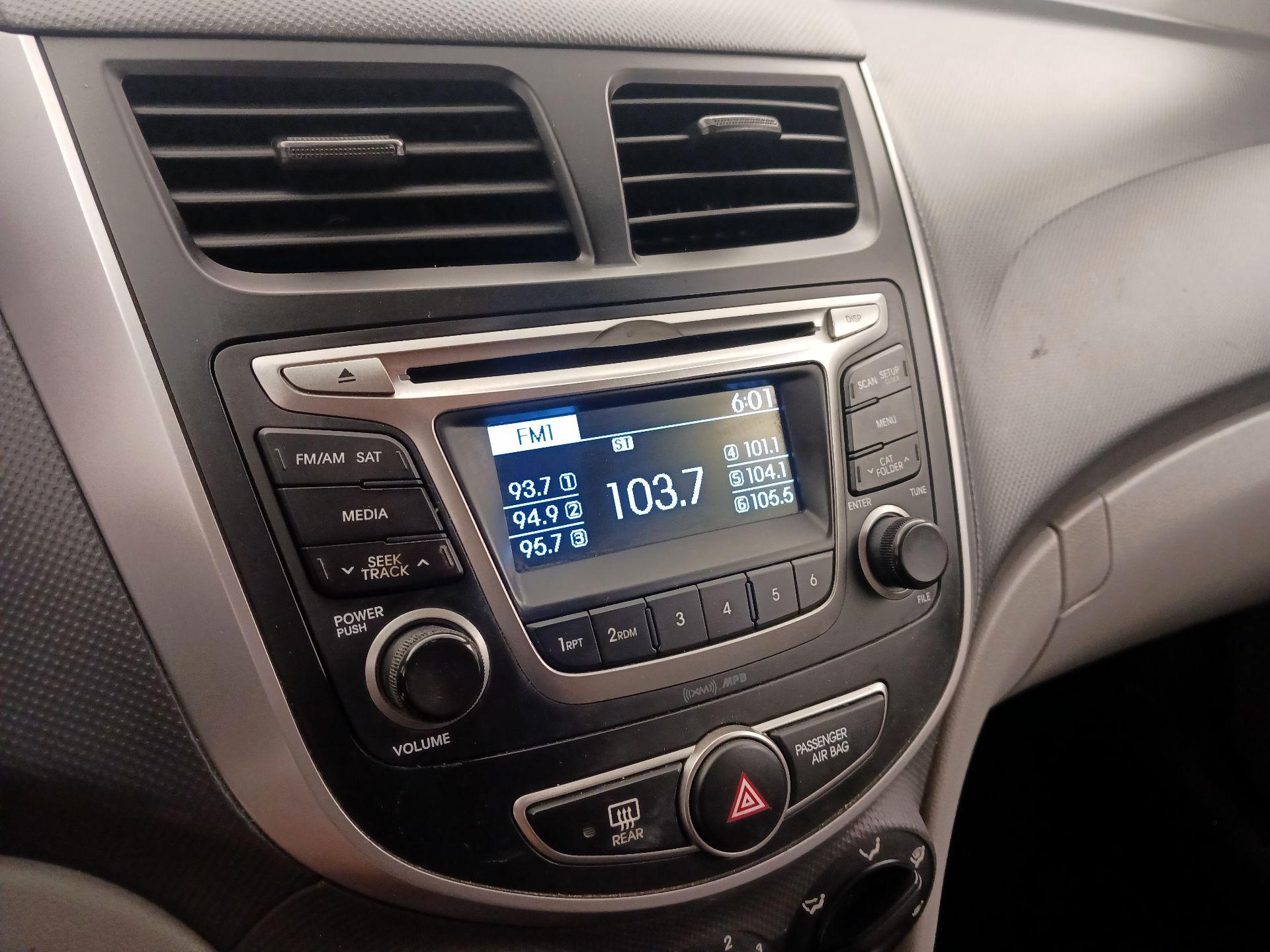 Thumbnail: 2017 Hyundai Accent - 14