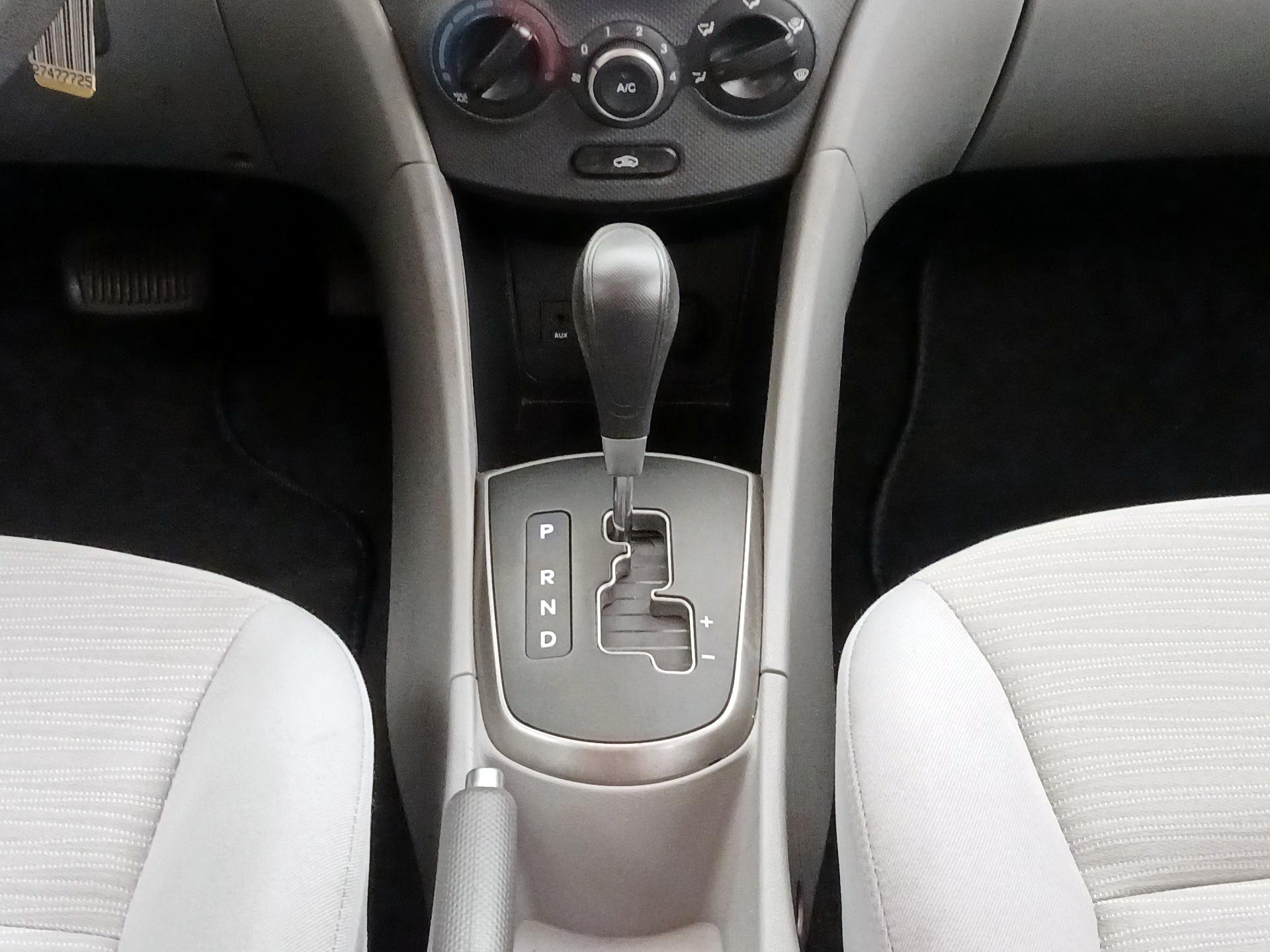 Thumbnail: 2017 Hyundai Accent - 16