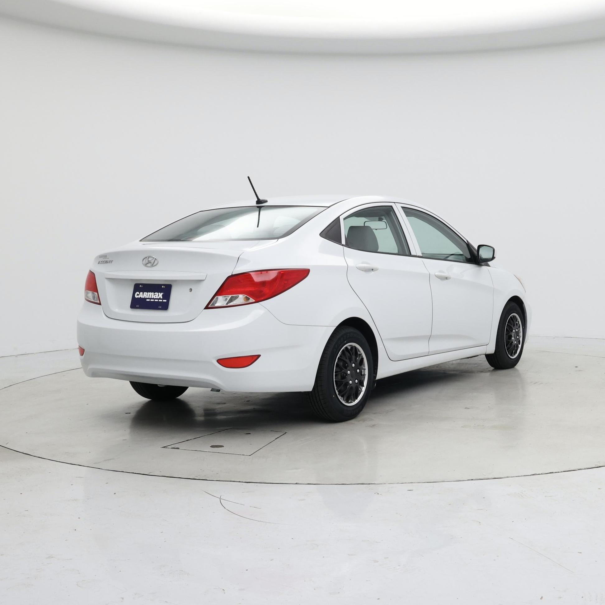 Thumbnail: 2017 Hyundai Accent - 8