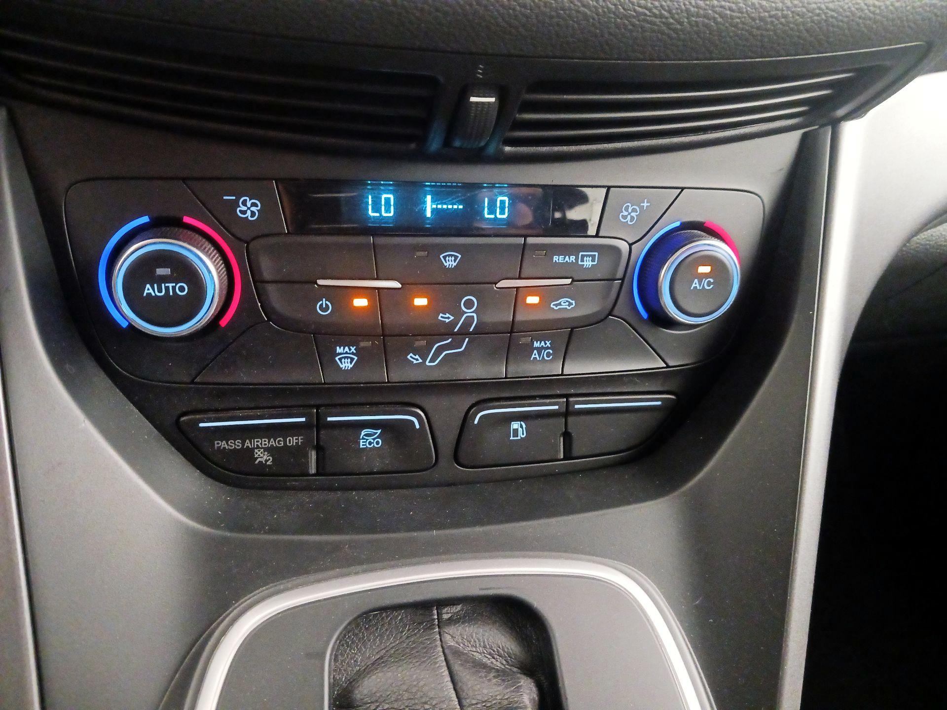 Thumbnail: 2017 Ford C-Max - 16