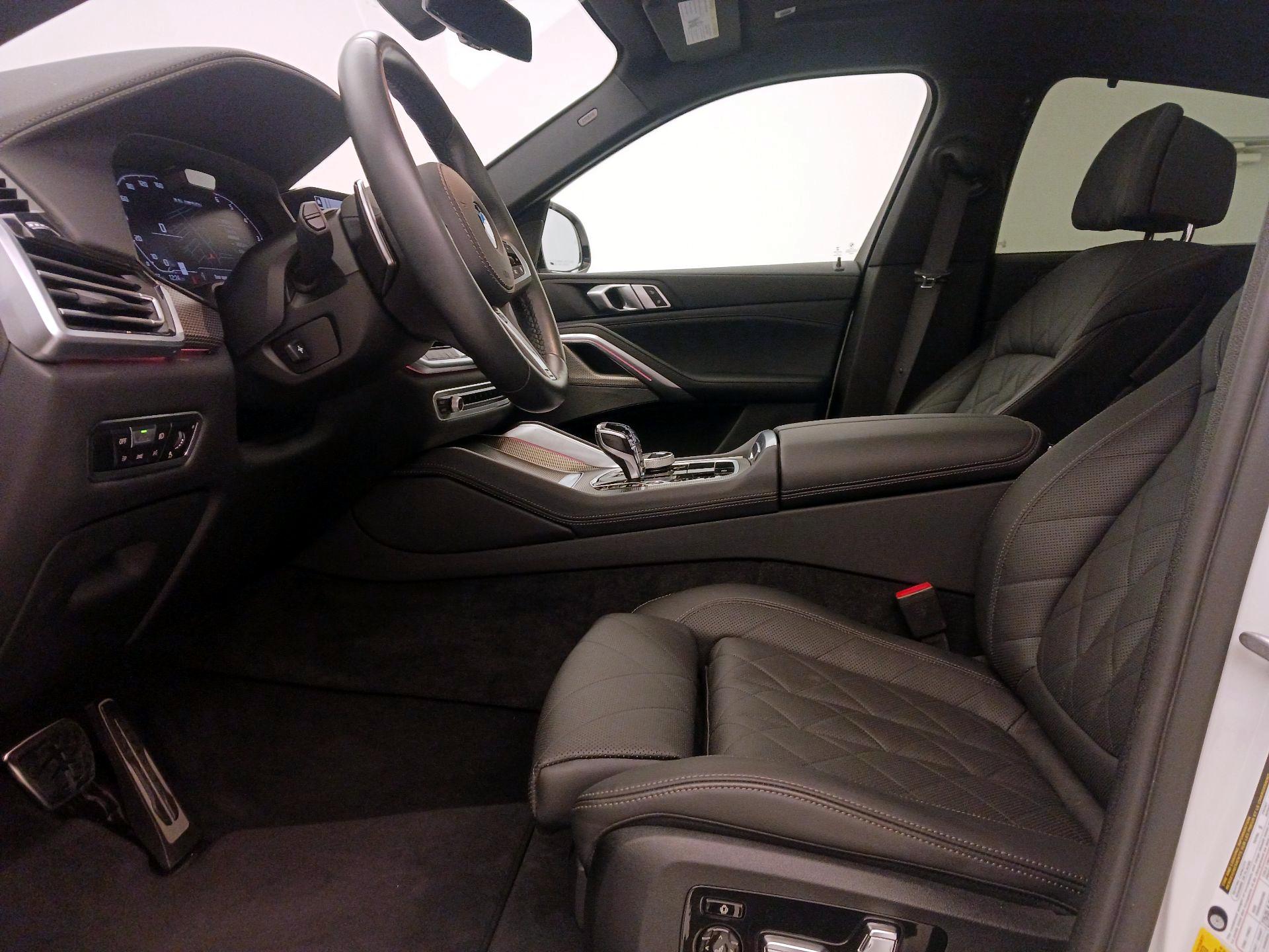 Thumbnail: 2023 BMW X6 - 11