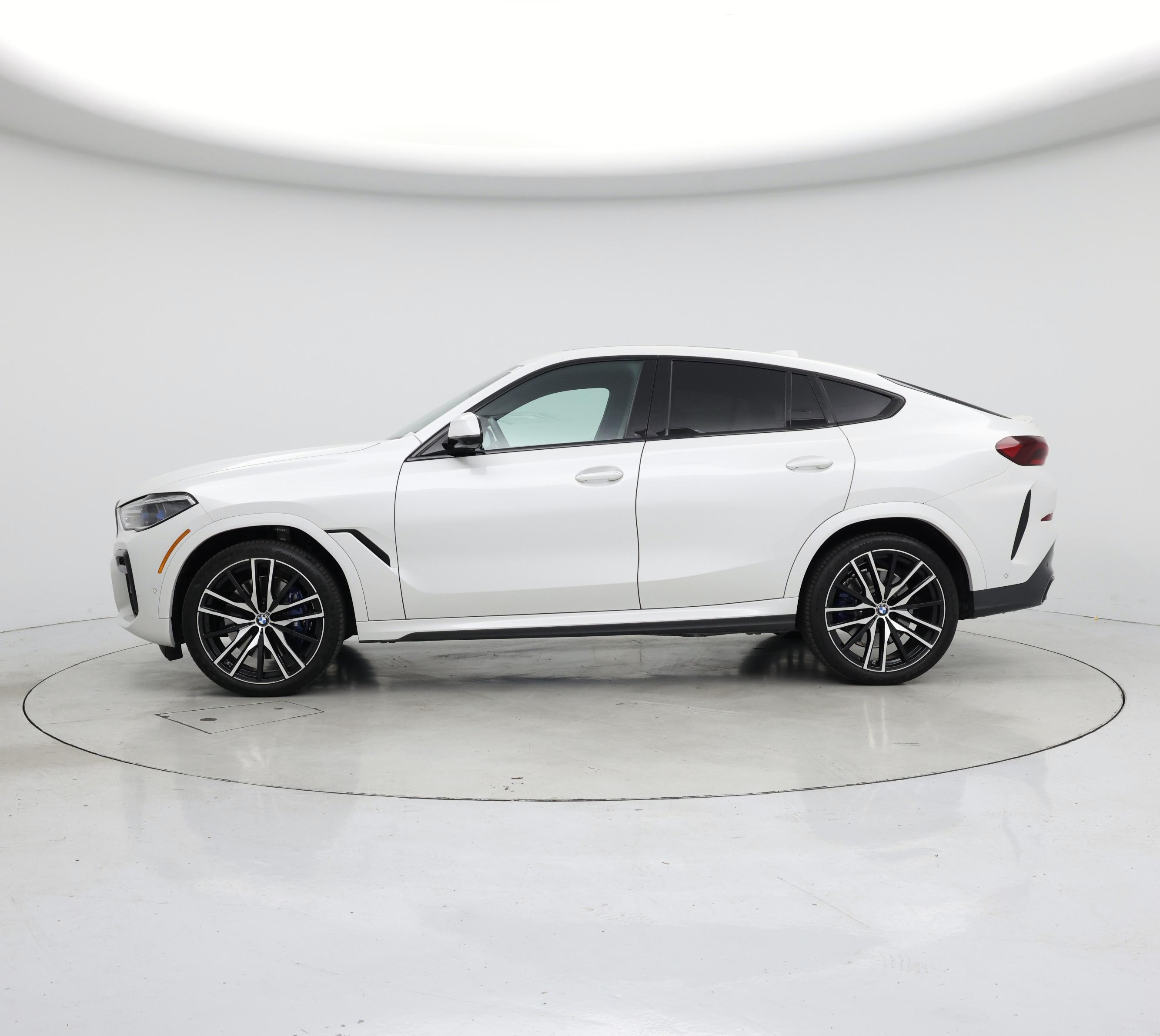 Thumbnail: 2023 BMW X6 - 3