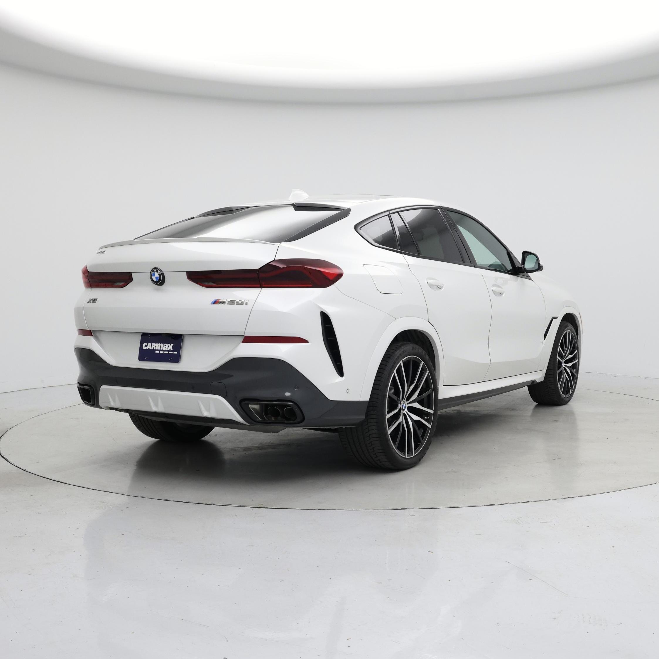 Thumbnail: 2023 BMW X6 - 8