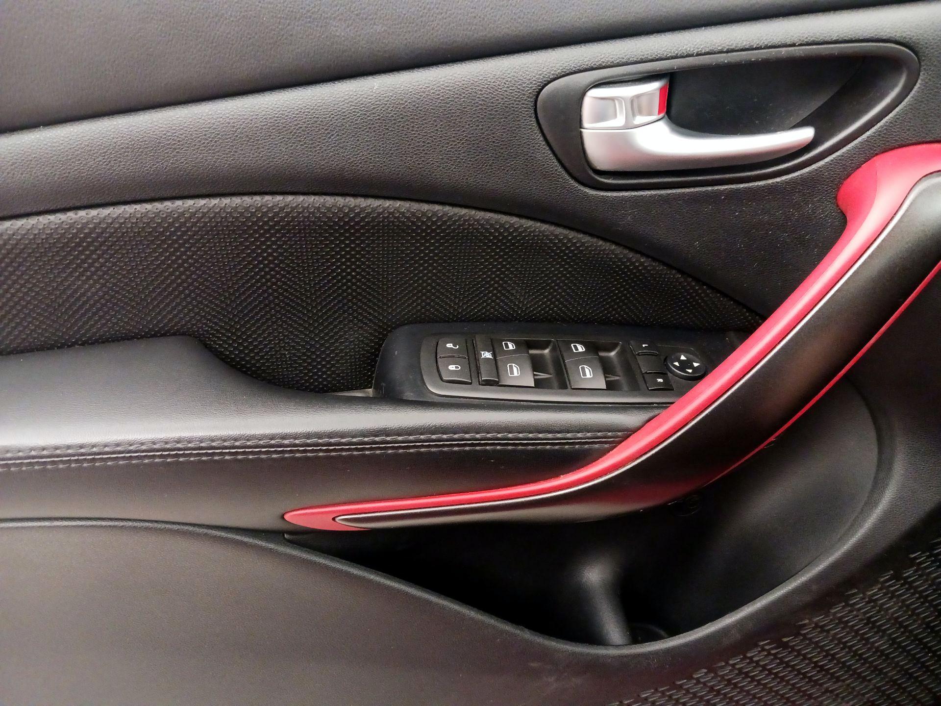 Thumbnail: 2015 Dodge Dart - 12
