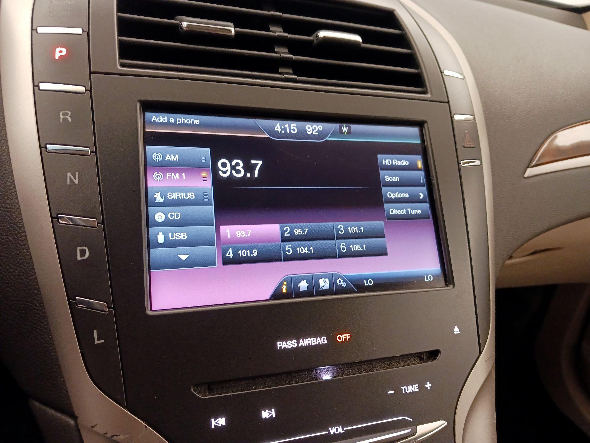 Thumbnail: 2016 Lincoln MKZ - 16